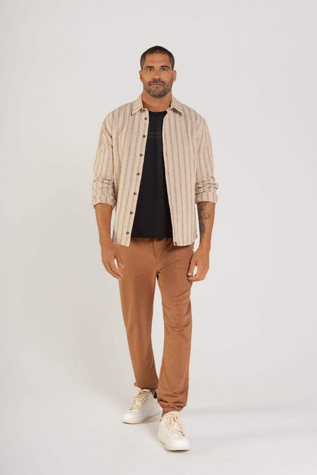 Vista 2 Camisa Masculina Listrada The Philippines The Philippines bege