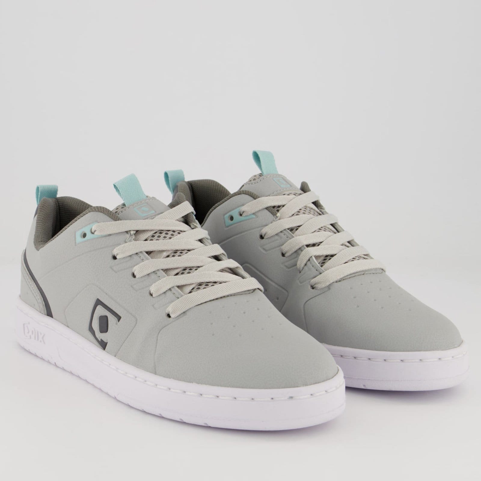 Vista 2 Tênis Qix Smash Qix cinza