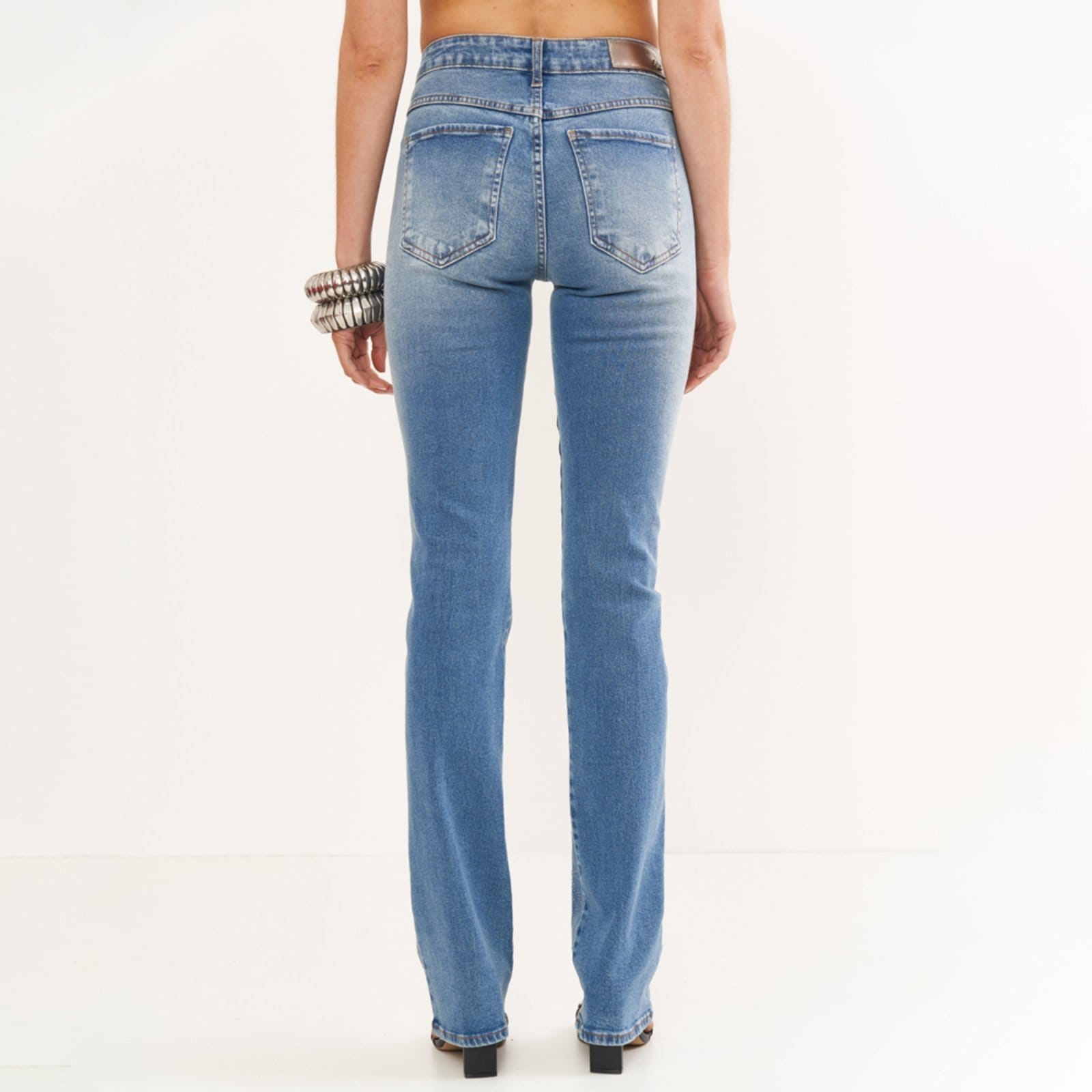 Vista 2 Calça Jeans Colcci Bia Reta Fog Pr26 Feminino Colcci azul