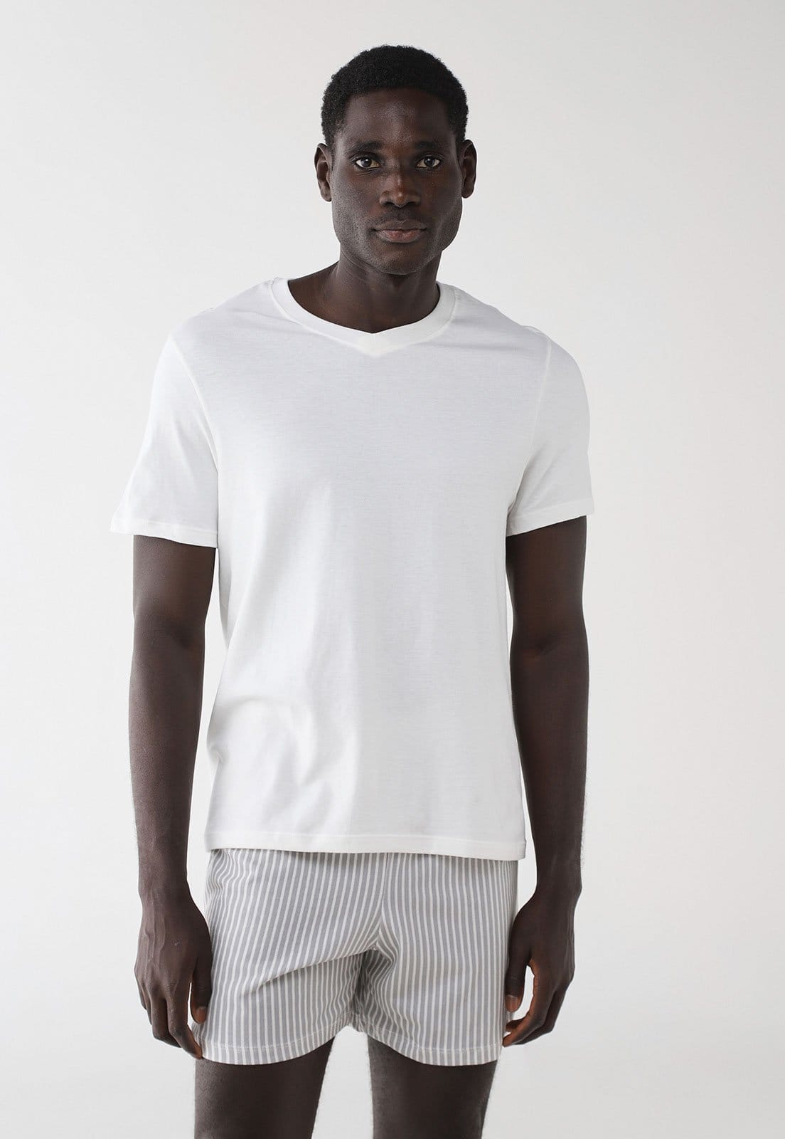 Conjunto Pijama Curto Masculino Hering Listrado e Cinza