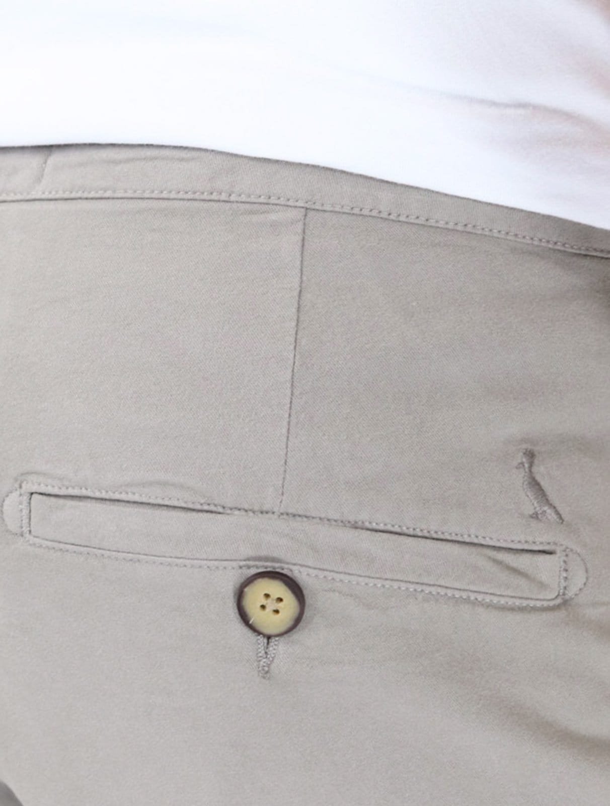 Vista 2 Bermuda Reserva Masculina Casual Copper Cinza Reserva cinza copper