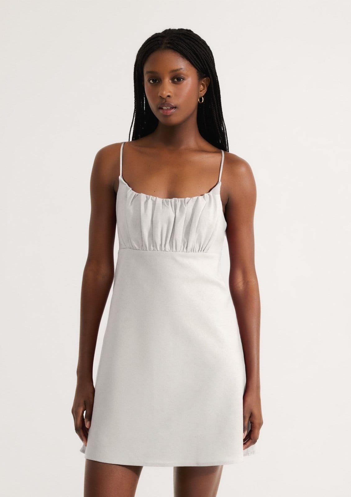 Vista principal Vestido Curto Com Franzido No Busto Hering off-white