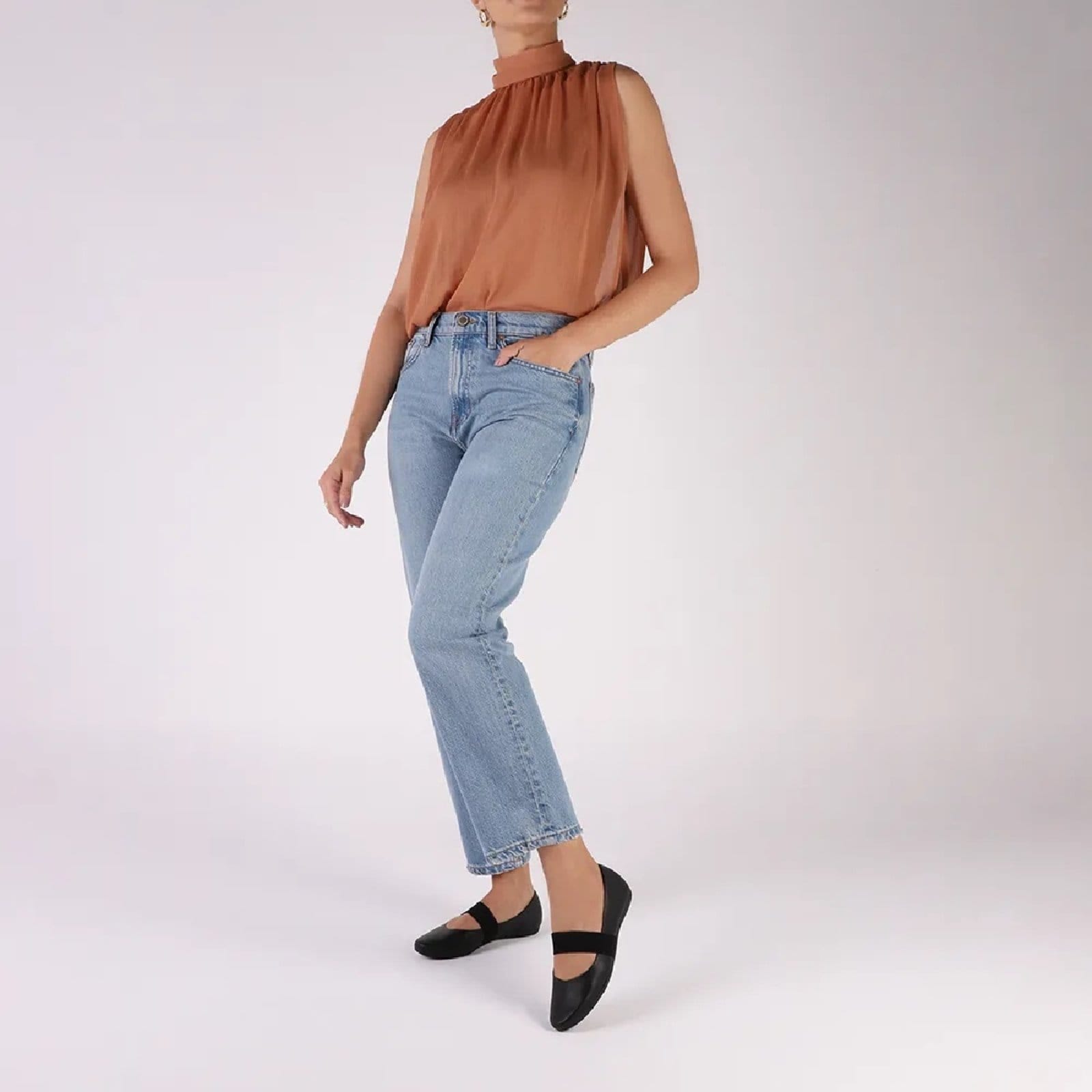 Vista 2 Sapatilha Usaflex Boneca em Couro com Tira Elástica Usaflex preto