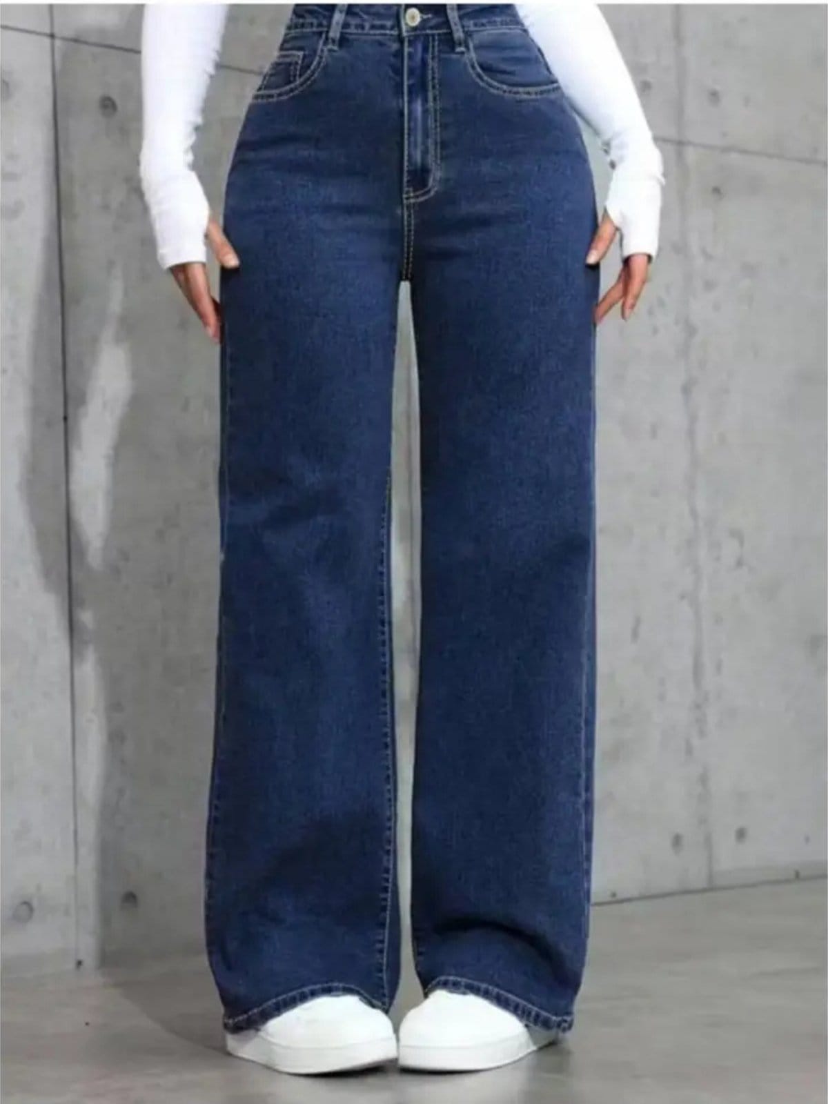 Vista principal Calça Wide Leg Azul Escura Alpha Elegância e Conforto em Um Só Look Alpha Street Wear azul marinho