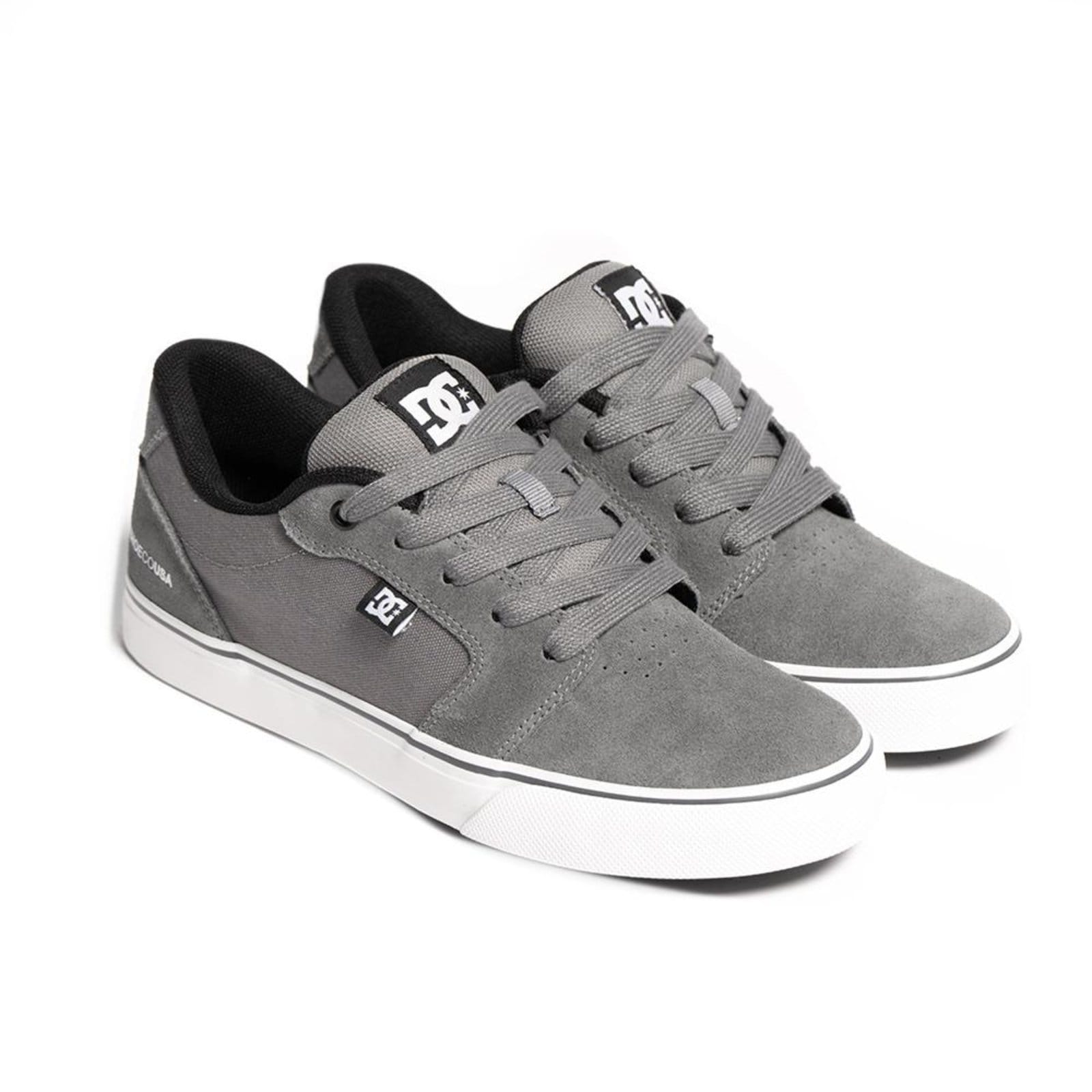 Vista 2 Tênis DC Shoes Anvil Blast SM25 Grey/White DC Shoes cinza grey