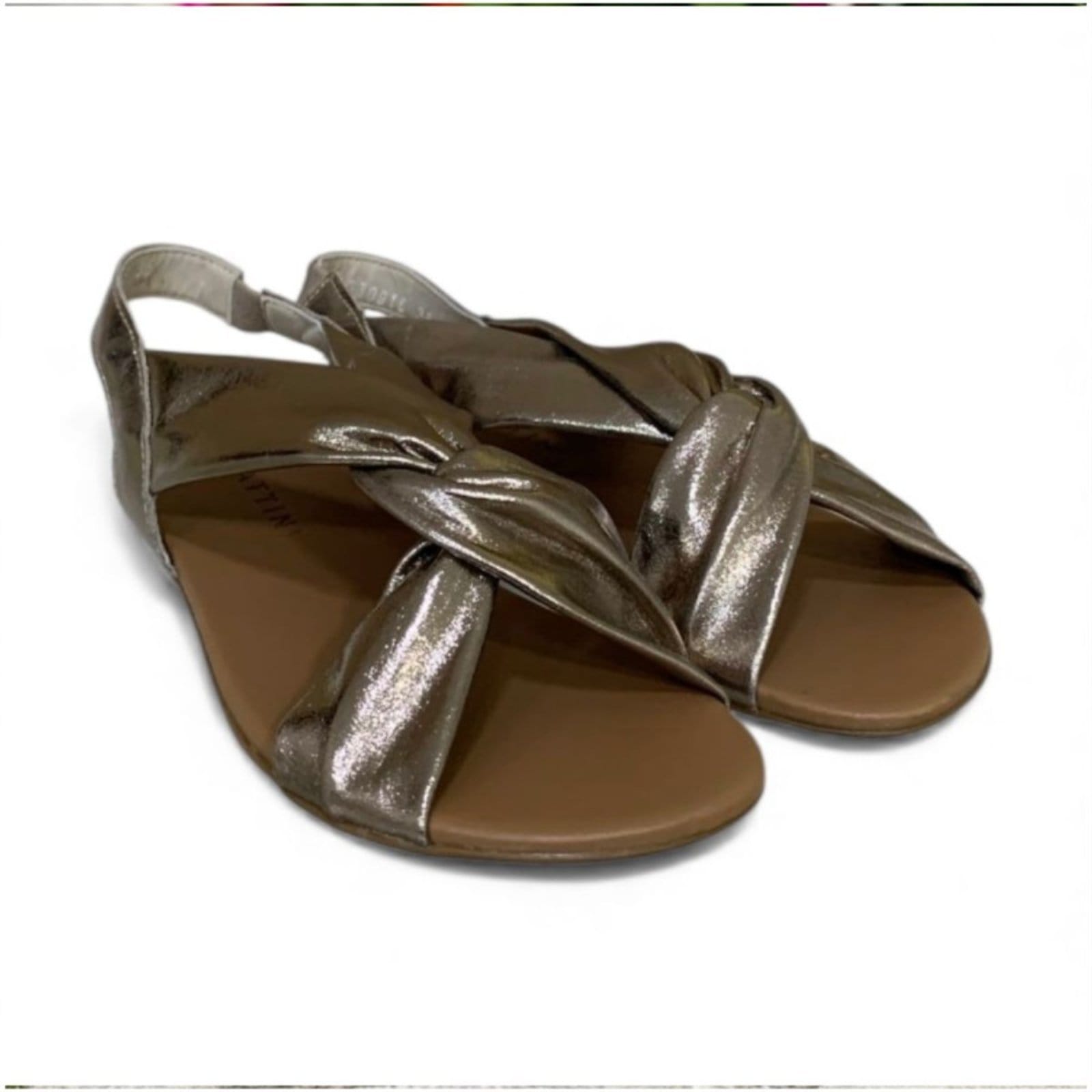 Vista 2 Sandália Feminina Rasteira Moscardini em Couro 330916 Moscardini prata velho