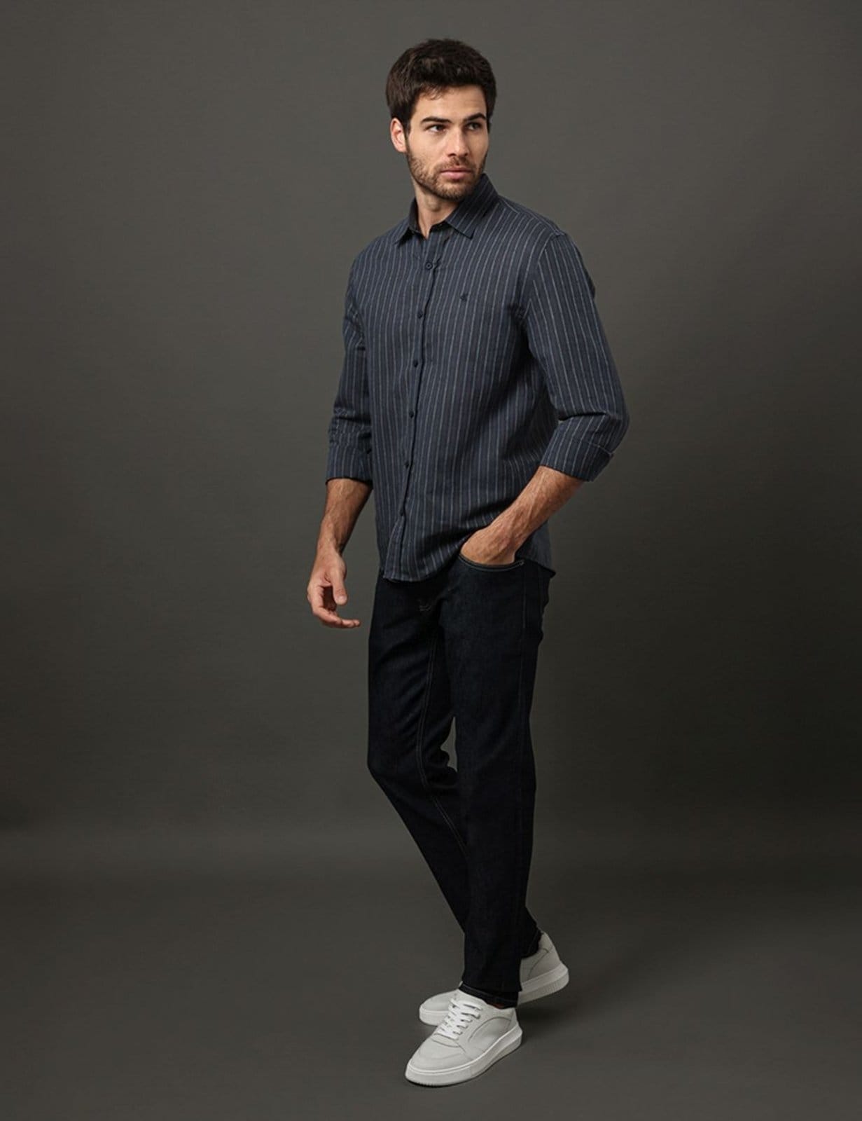 Vista 2 Camisa Masculina Linen Stripes Calvin Klein Jeans - Marinho Calvin Klein Jeans azul marinho