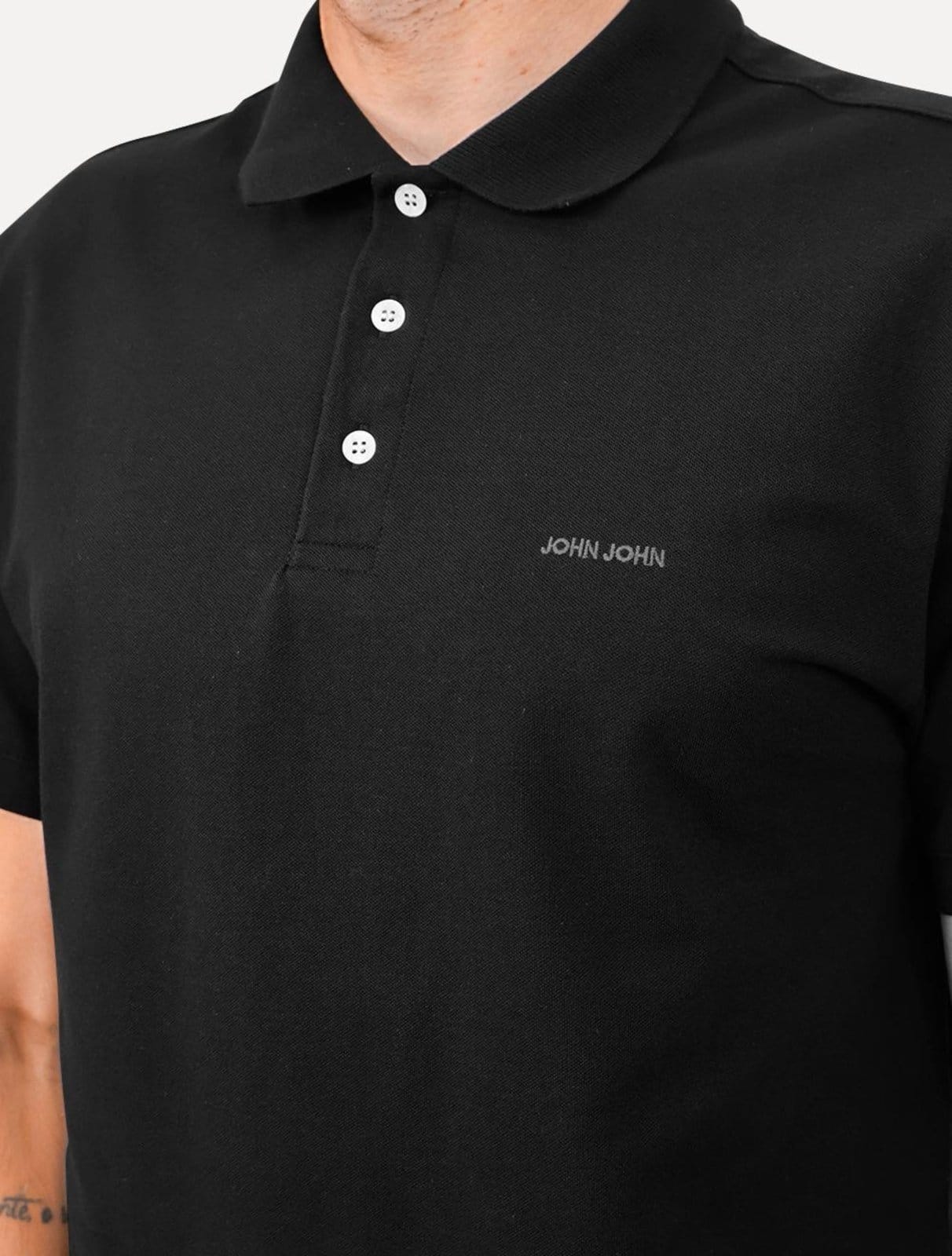 Vista 2 Polo John John Masculina New Simple Light Button Preta John John preto