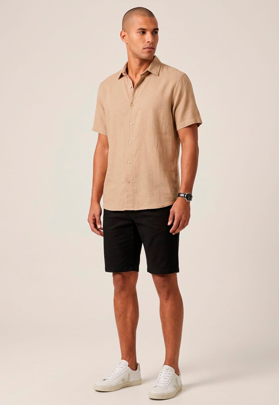 Vista 2 Bermuda Masculina Sarja Chino com Elastano Cintura Intermediária Lisa e Confortável Macaw preto