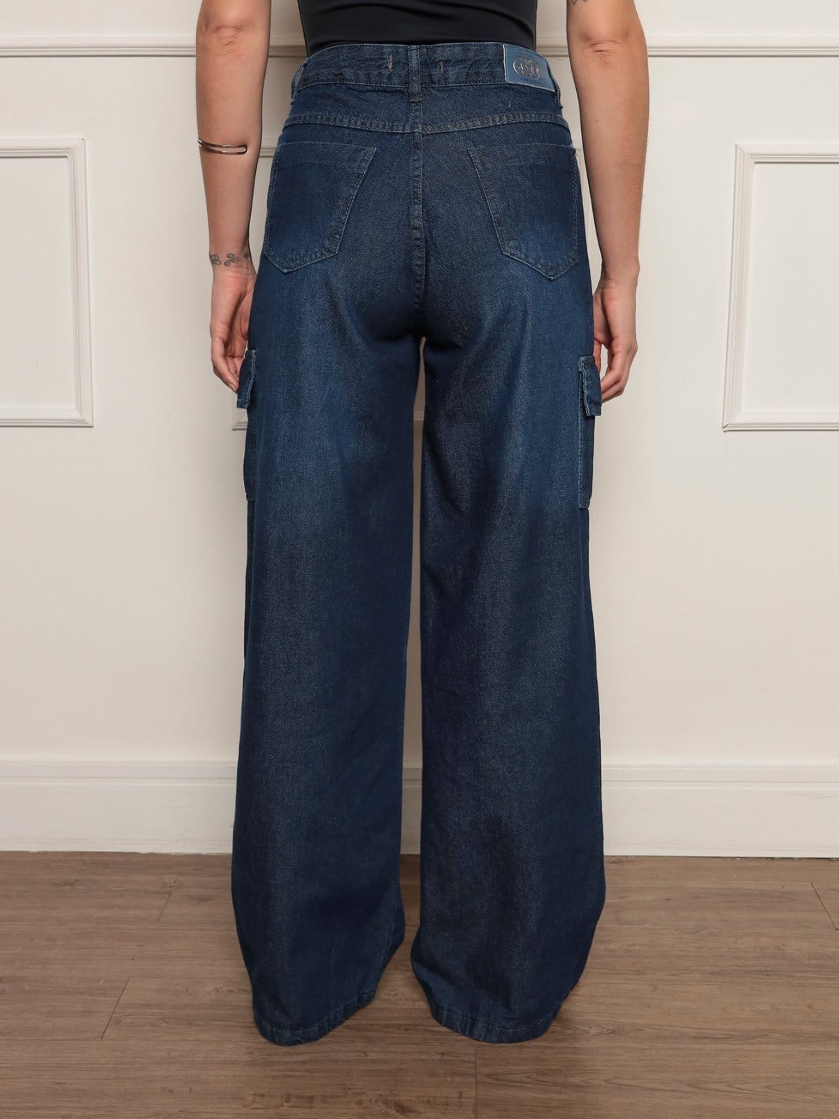 Vista 2 Calça Widleg Cargo Avec Feminina Confortavel e Casual Ideal Dia a Dia Avec preto