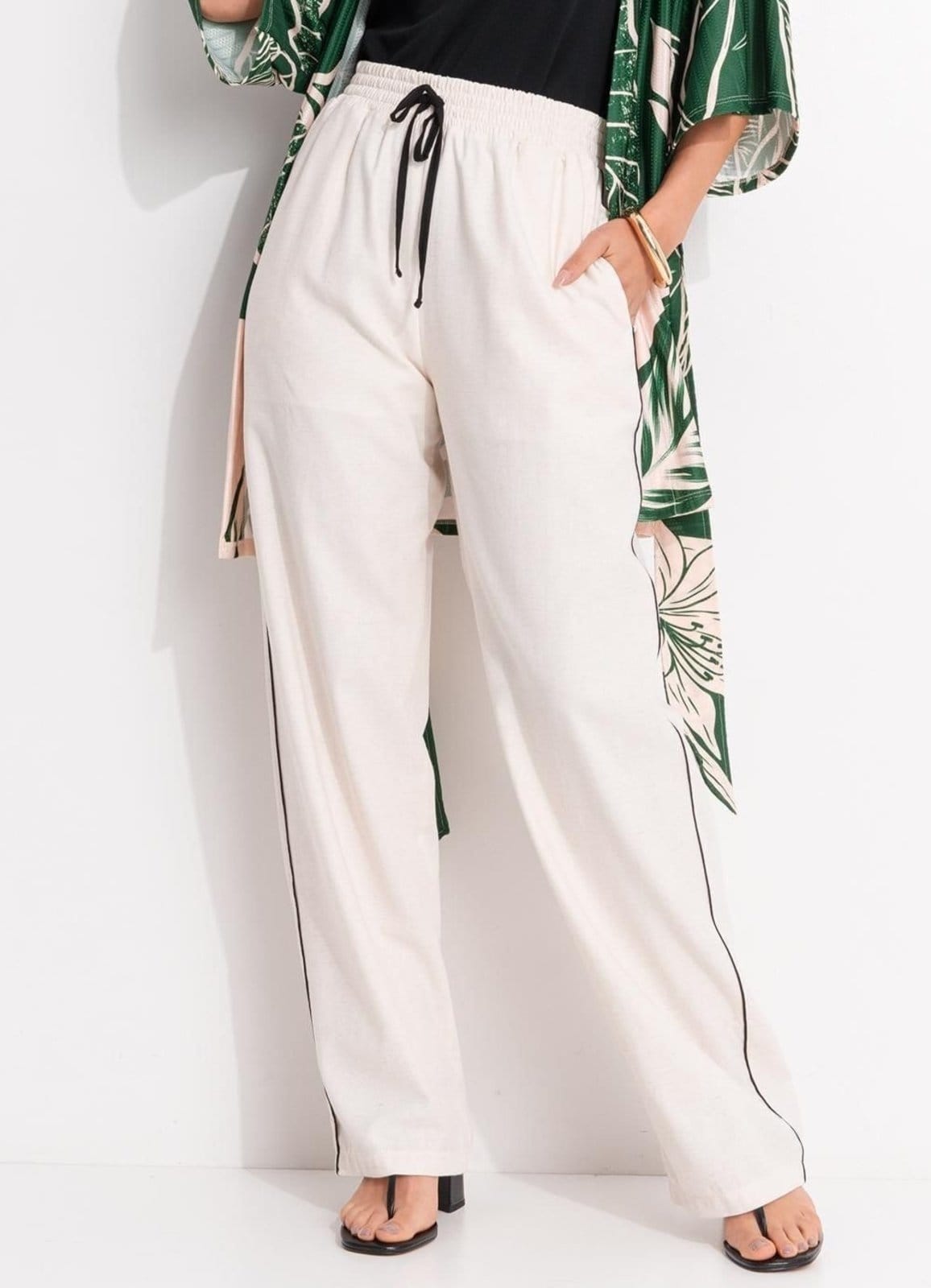 Vista 2 Calça Reta Em Linho Quintess Natural Quintess bege natural