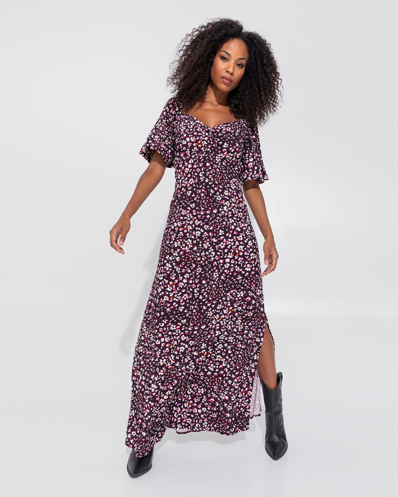 Vista principal Vestido Longo Feminino Floral Manga Balonê Em Viscose Enfim roxo