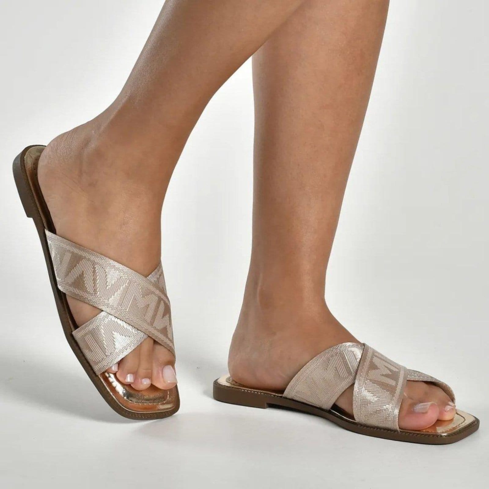 Vista 2 Rasteirinha Via Marte Feminina 292-003 Baunilha VIA MARTE incolor