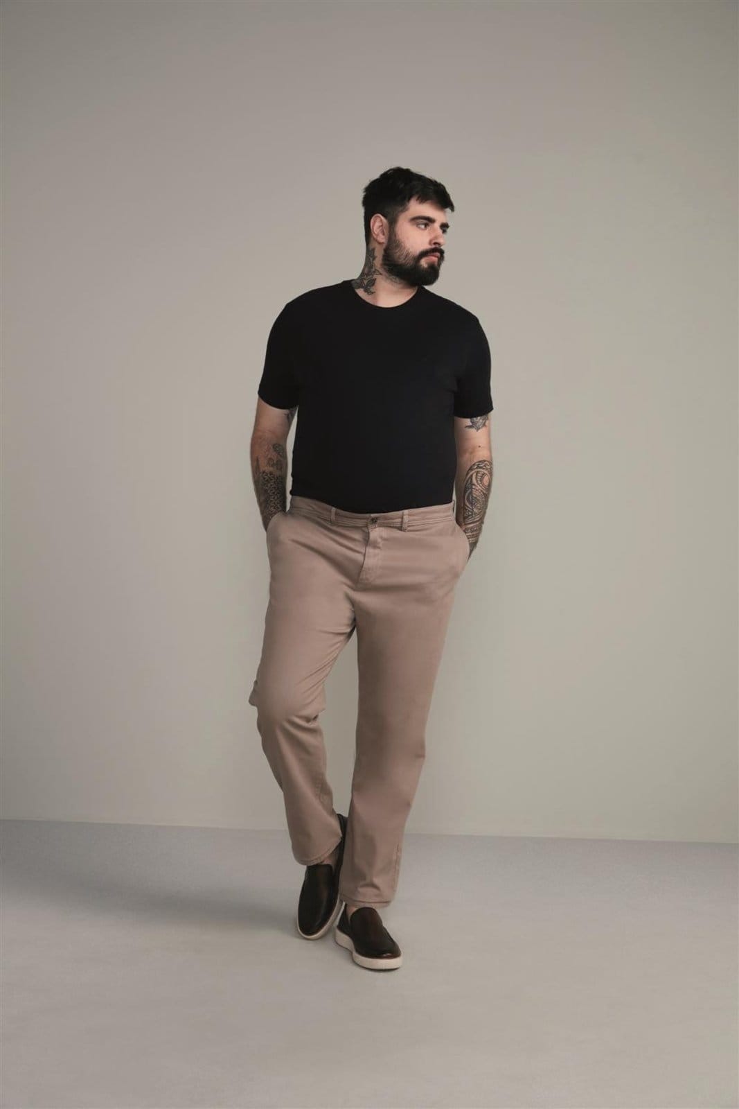 Vista 2 HIGHSTIL Calça Chino Comfort - Khaki HIGHSTIL verde oliva khaki