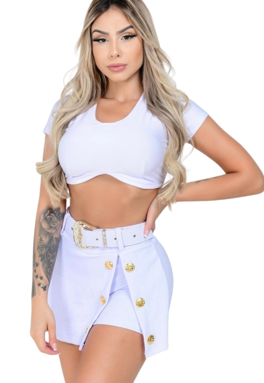Shorts saia Friso Summer Body Feminino Malha Pop Curto Cinto Fivela e botões dourado