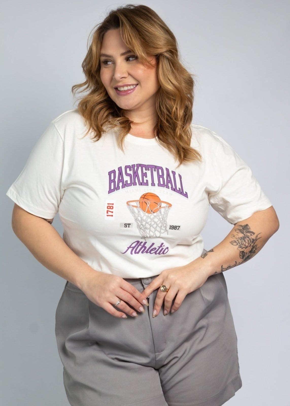 Camisa Feminina Cianitas Off Estampa Basketball