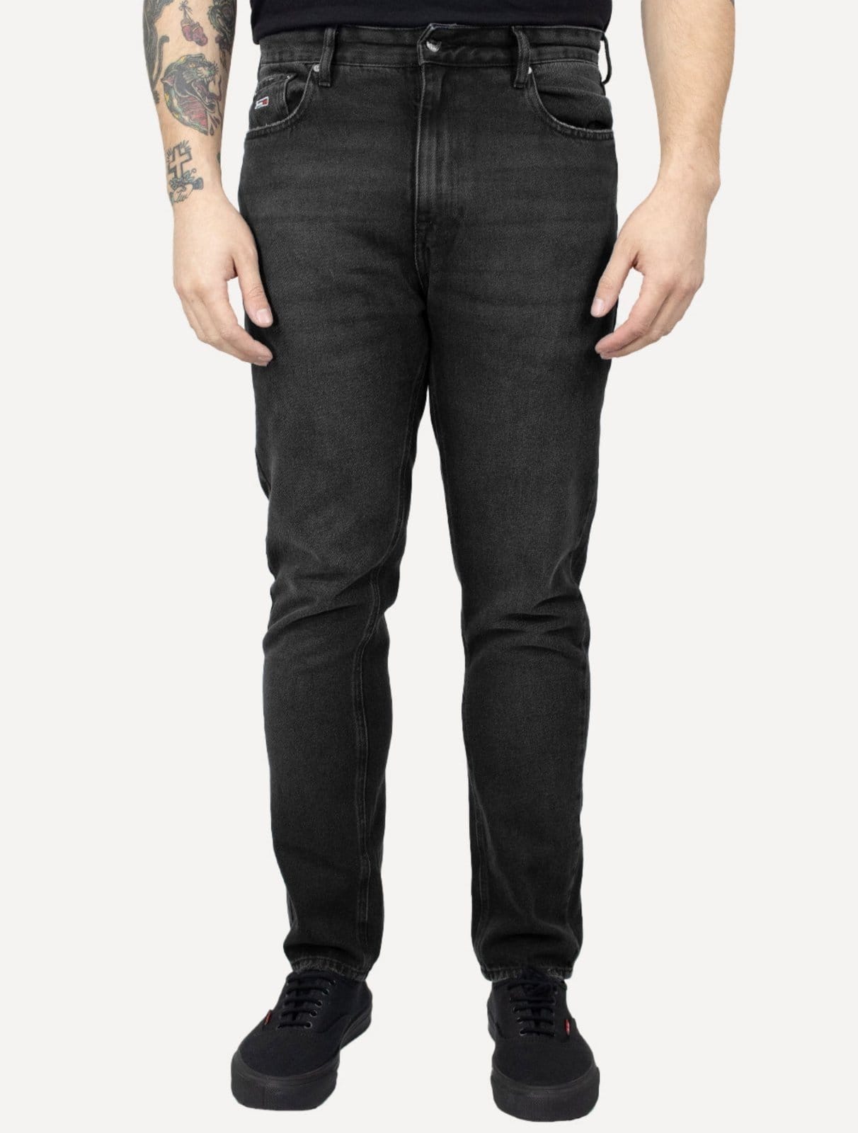 Calça Tommy Jeans Masculina Dad Regular Tapered Preta
