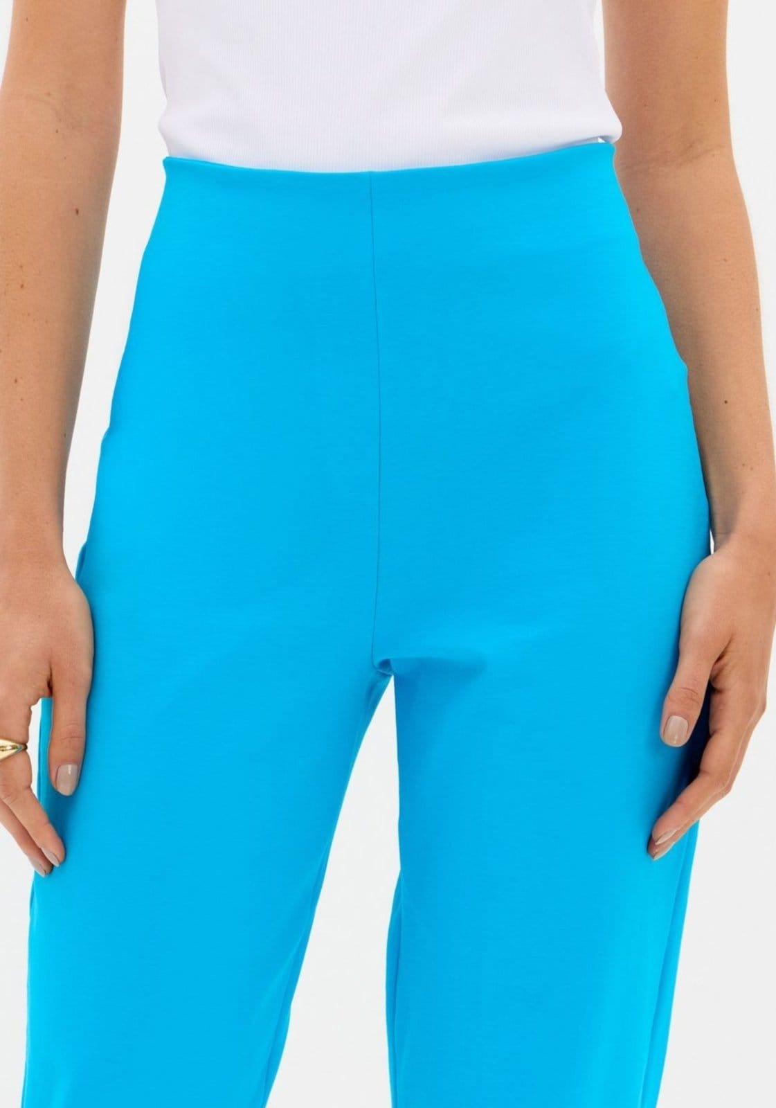 Vista 2 Calça Flare Com Cintura Alta Lança Perfume azul