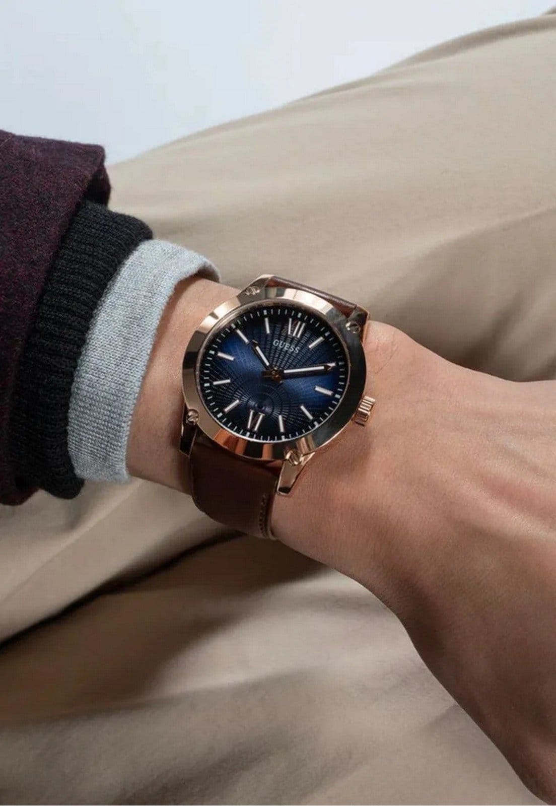 Relógio Guess Redondo Troca Pulseira Rosé - 2