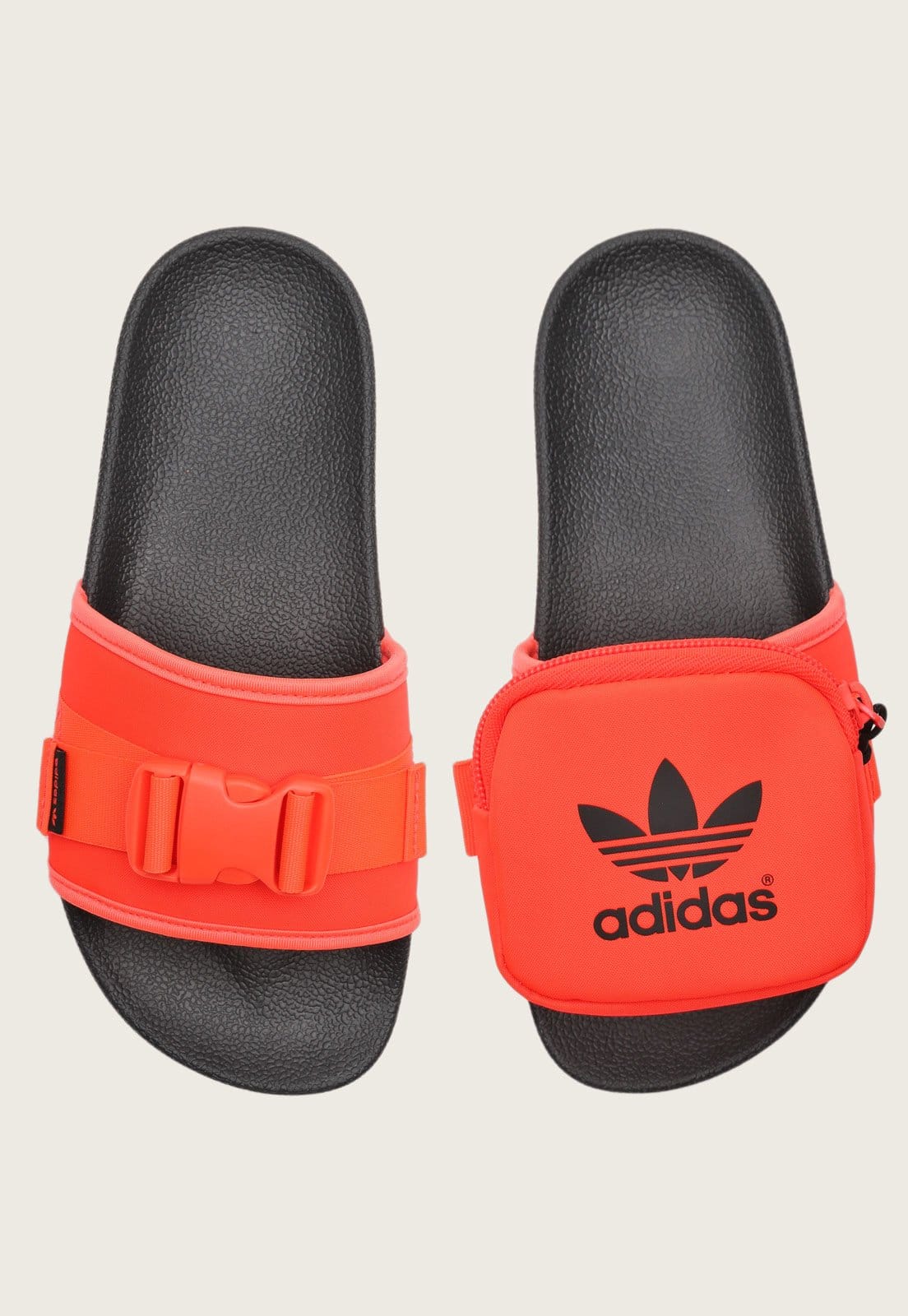 Chinelo adidas Originals Adilette