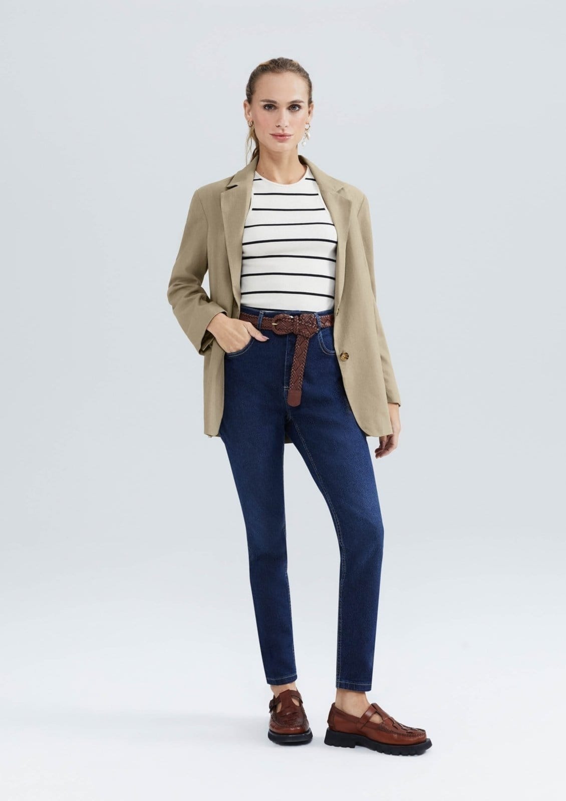 Vista principal Calça Jeans Básica Feminina Cintura Média Skinny Hering azul