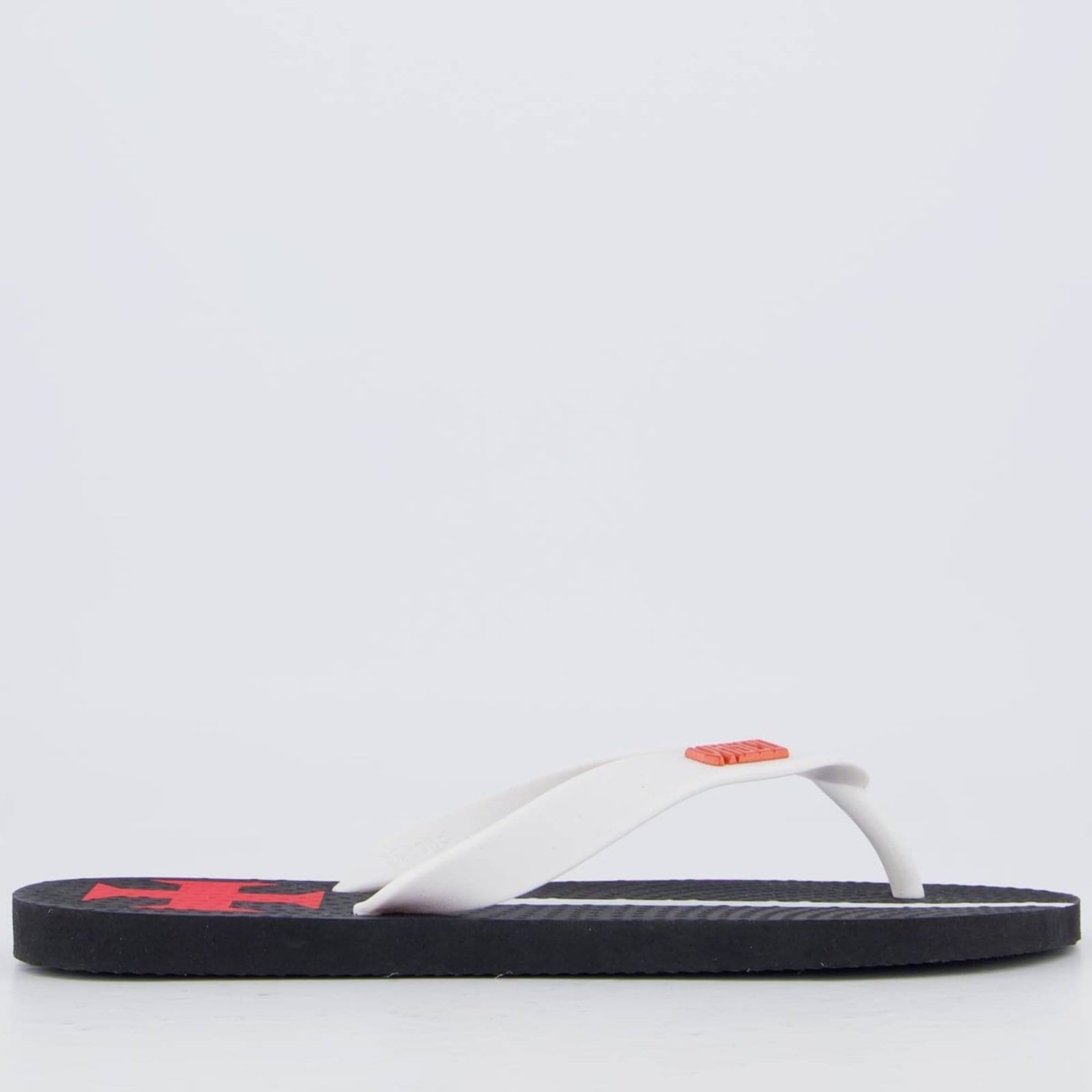 Vista 2 Chinelo Vasco Camisas Negras e Branco Neorubber preto