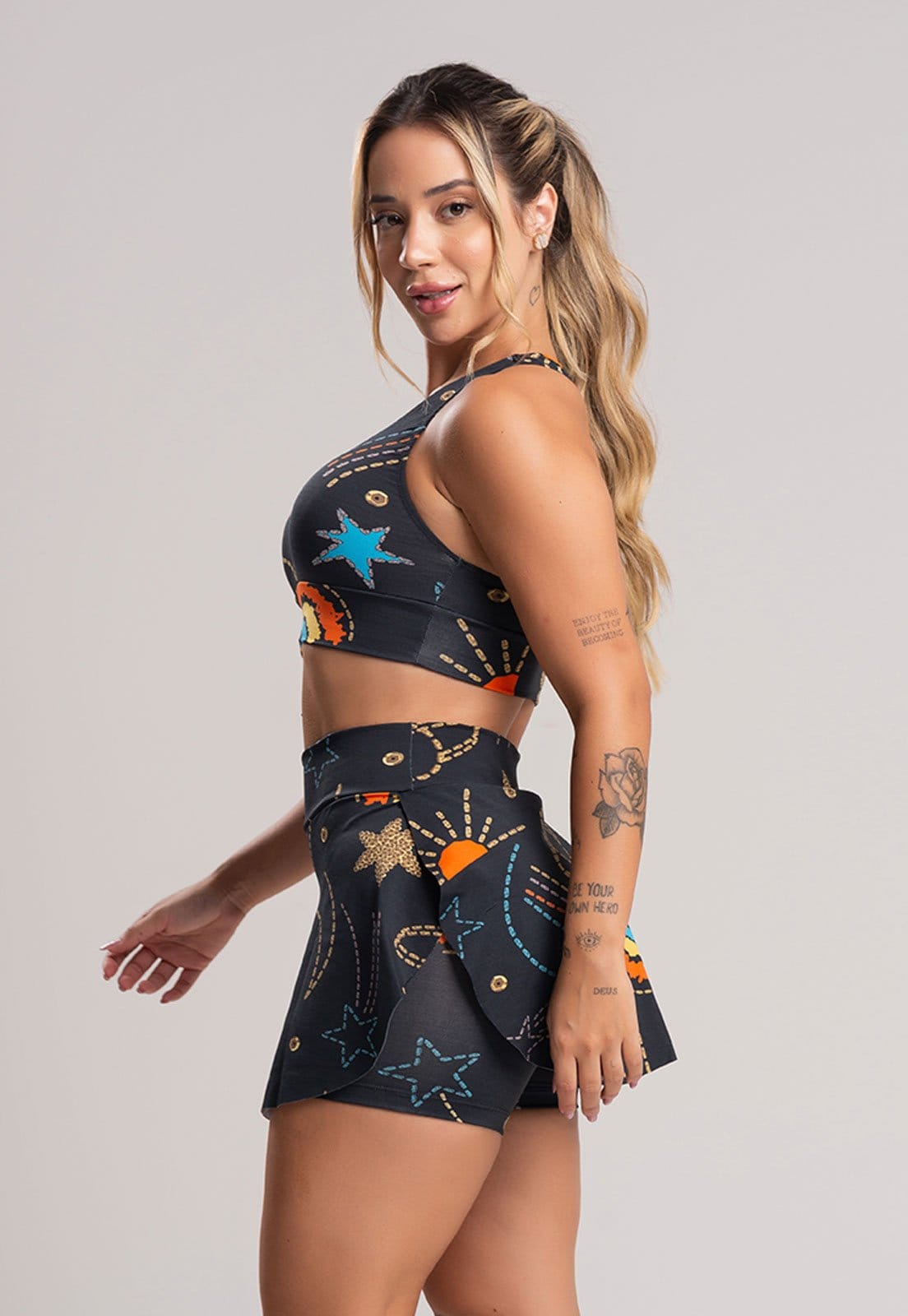 Short Saia MVB Modas Curto Tapa Bumbum Suplex Cosmic