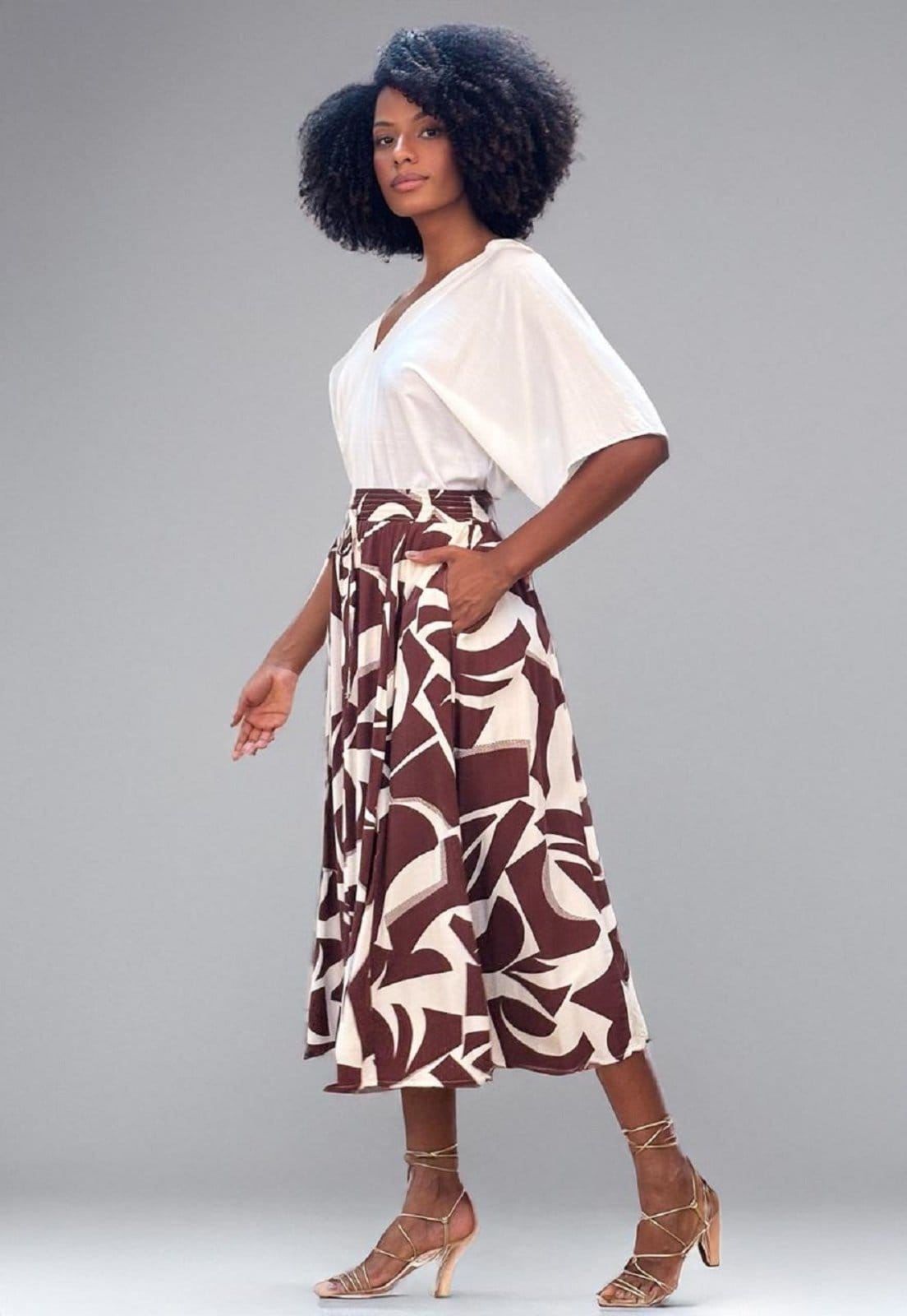 Vista 2 Saia Amazonia Vital Longa Estampa Raízes Amazonia Vital branco/estampado/marrom