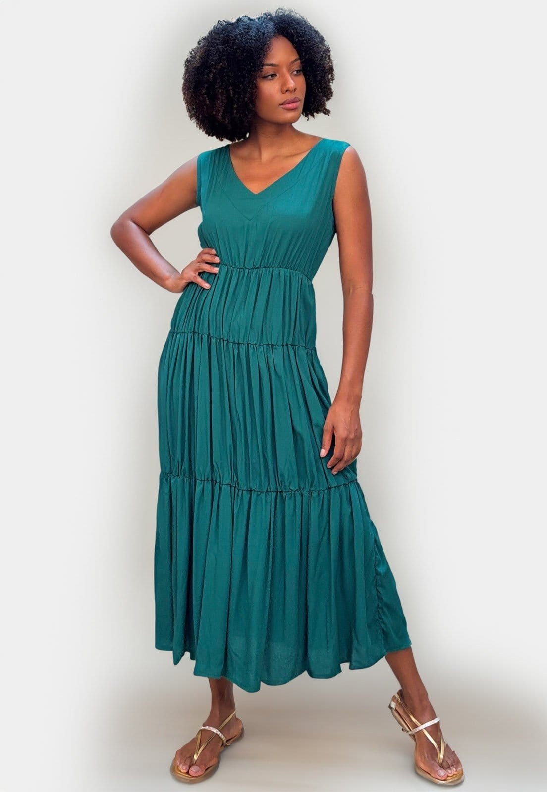 Vista 2 Vestido Regata Amazonia Vital Longo Plano Camadas Estampa Musgo Amazonia Vital verde