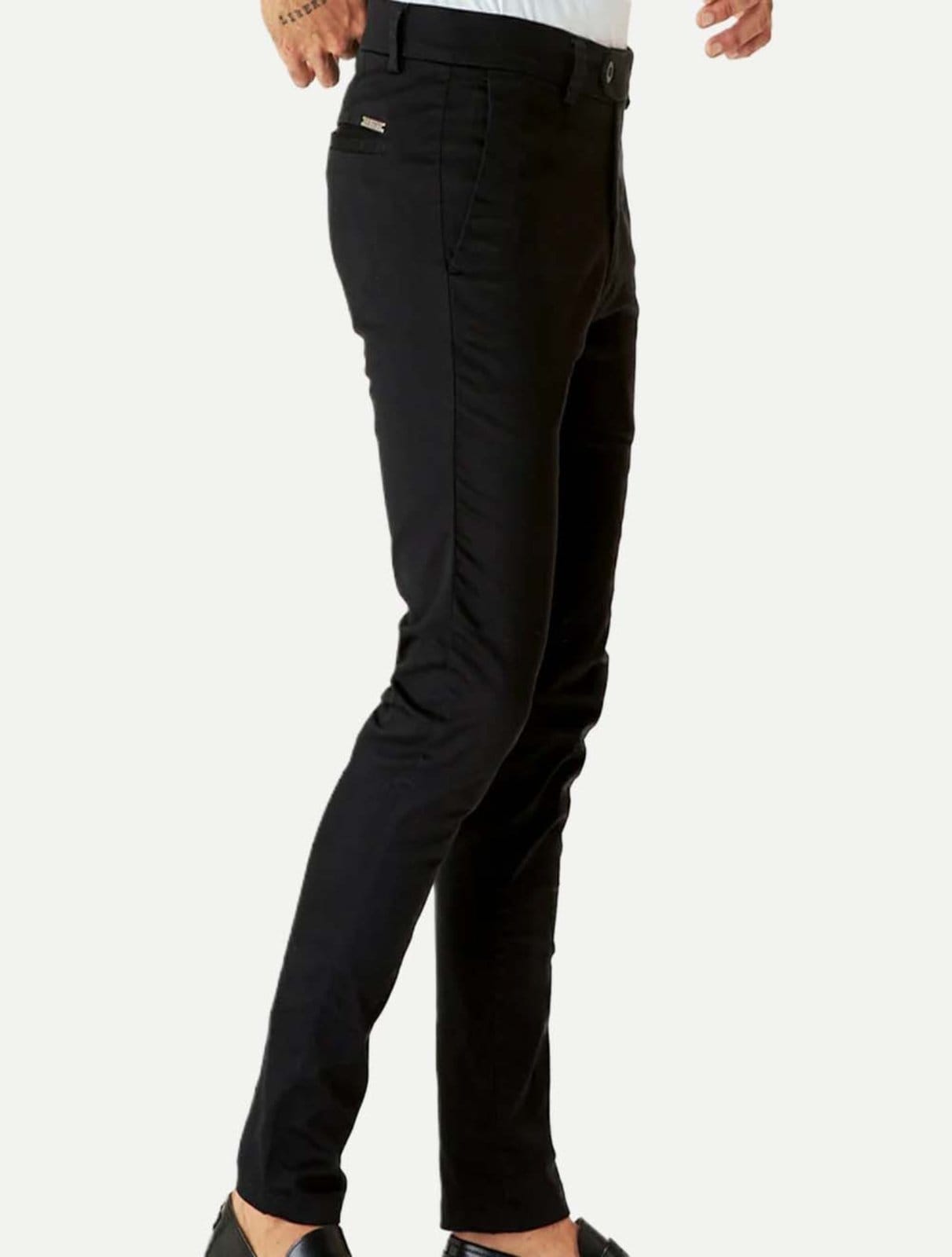 Vista 2 Calça New Balance Alfaiataria Sarja Relaxed Preta New Balance preto