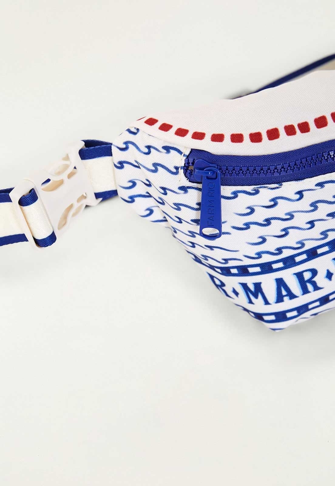 Vista 2 Bolsa Feminina Farm Farmete Selo FARM azul