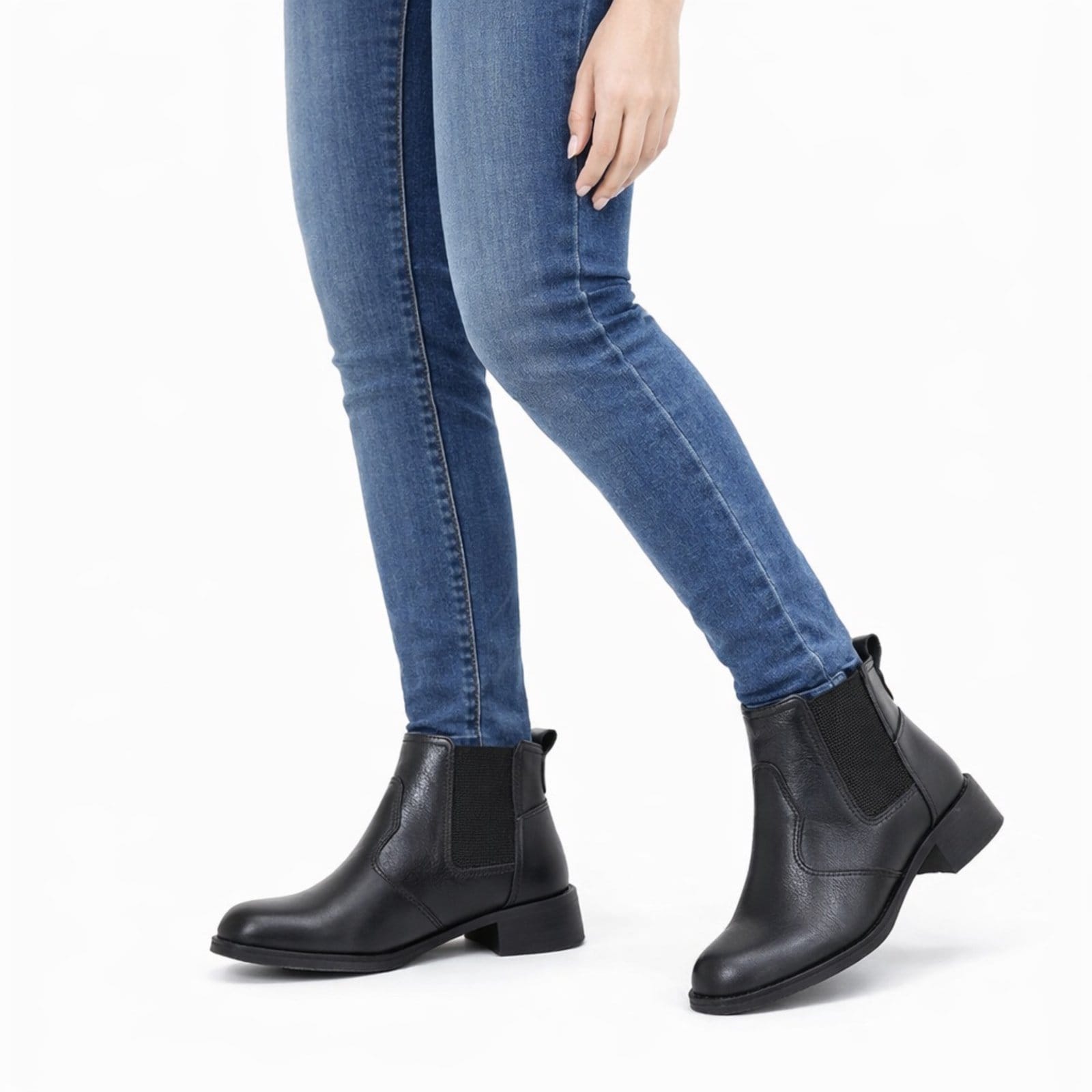 Vista principal Bota Feminina Cano Curto Casual Moderna Confortavel Dia Dia Preta Bia Ramos preto