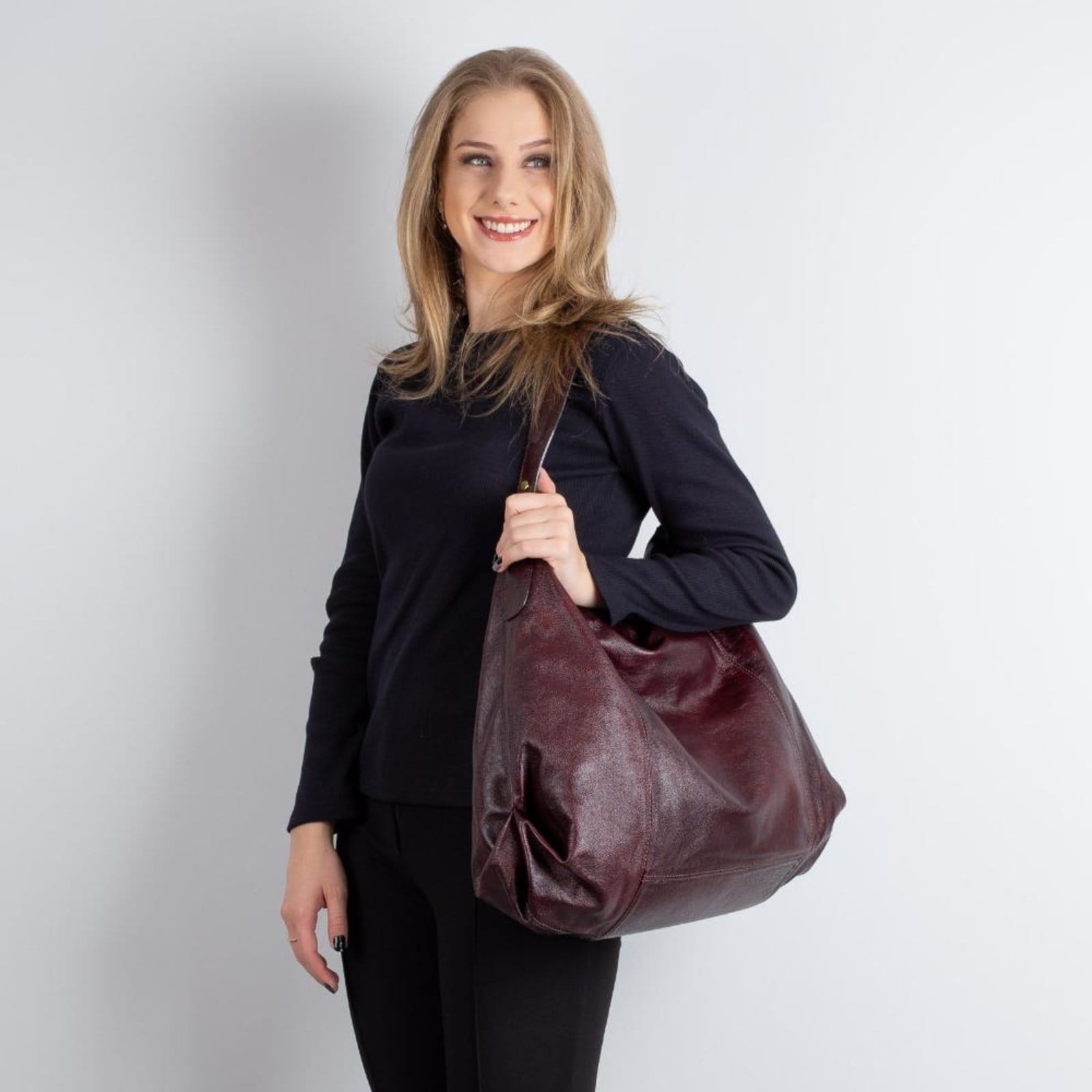 Vista 2 Bolsa Feminina De Couro Grande Cris Andrea Vinci vinho