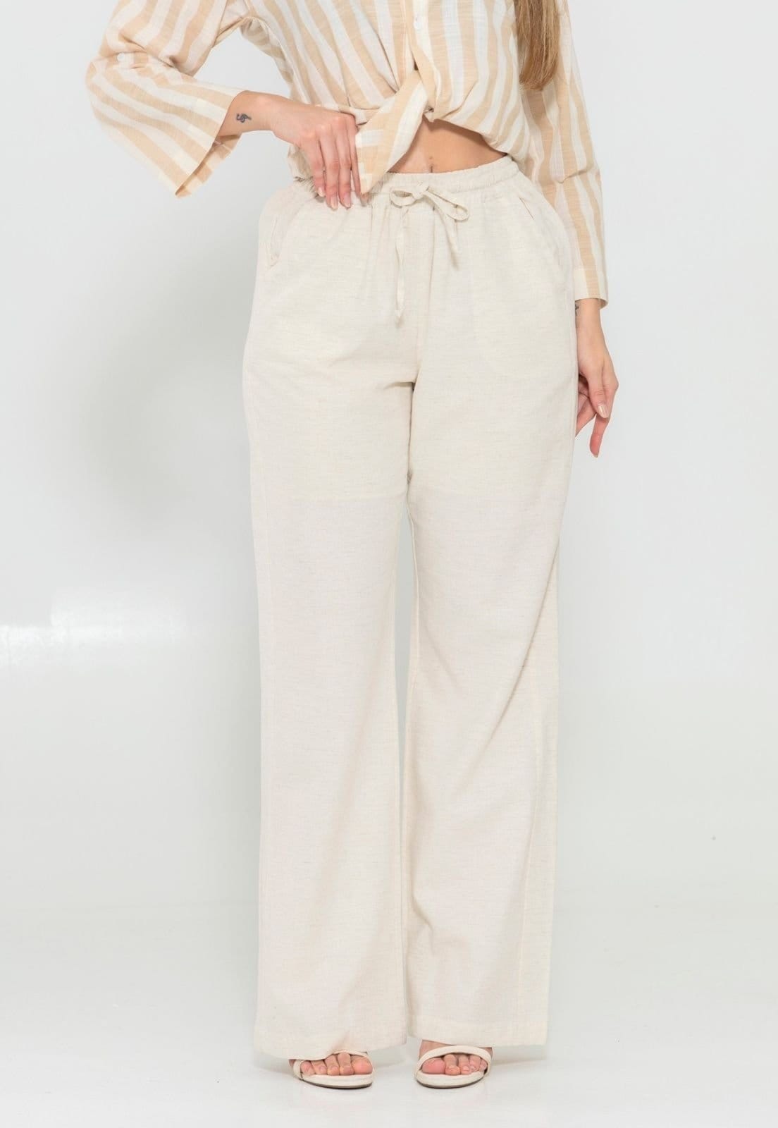 Vista principal Calça Feminina Casual Elengancy de linho Premium com Forro Docce Mulher bege