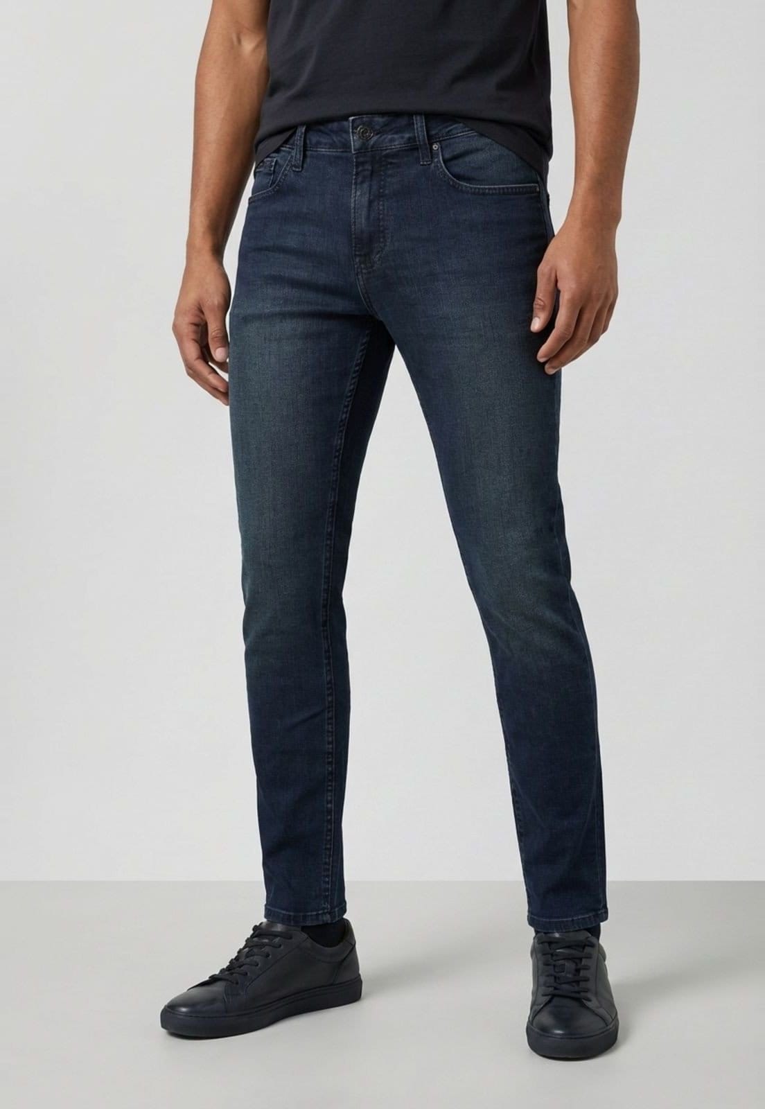 Vista principal Calça Jeans Masculina Calvin Klein Skinny 5 Pockets Azul-Marinho Calvin Klein Jeans azul marinho