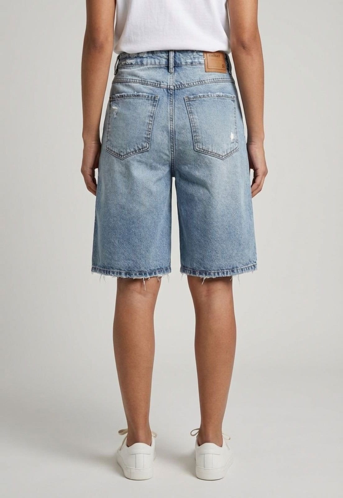 Vista 2 Bermuda Feminina Colcci Jeans Reta Claro Colcci azul