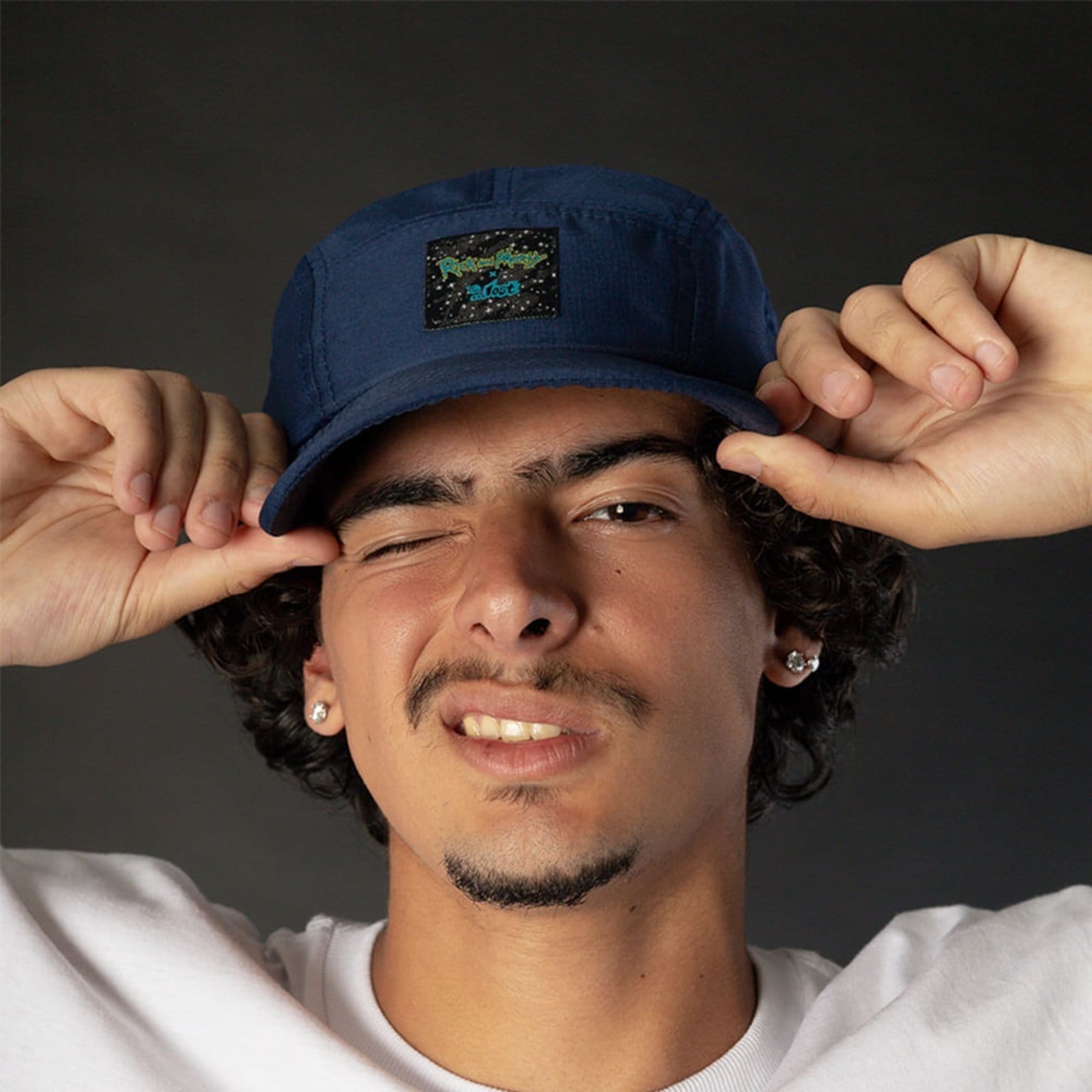 Boné 5 Pannel Lost X Rick and Morty