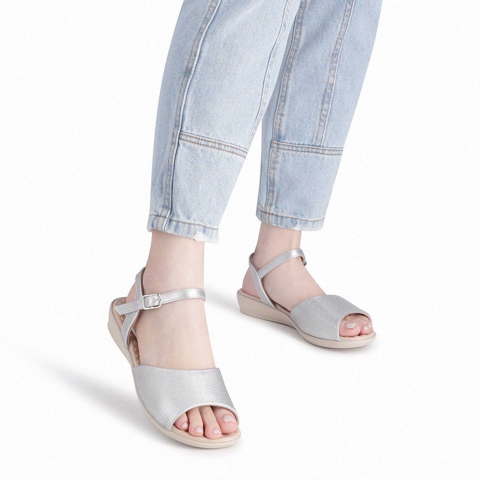 Vista 2 Sandalia Piccadilly Camila Rasteira Piccadilly prata