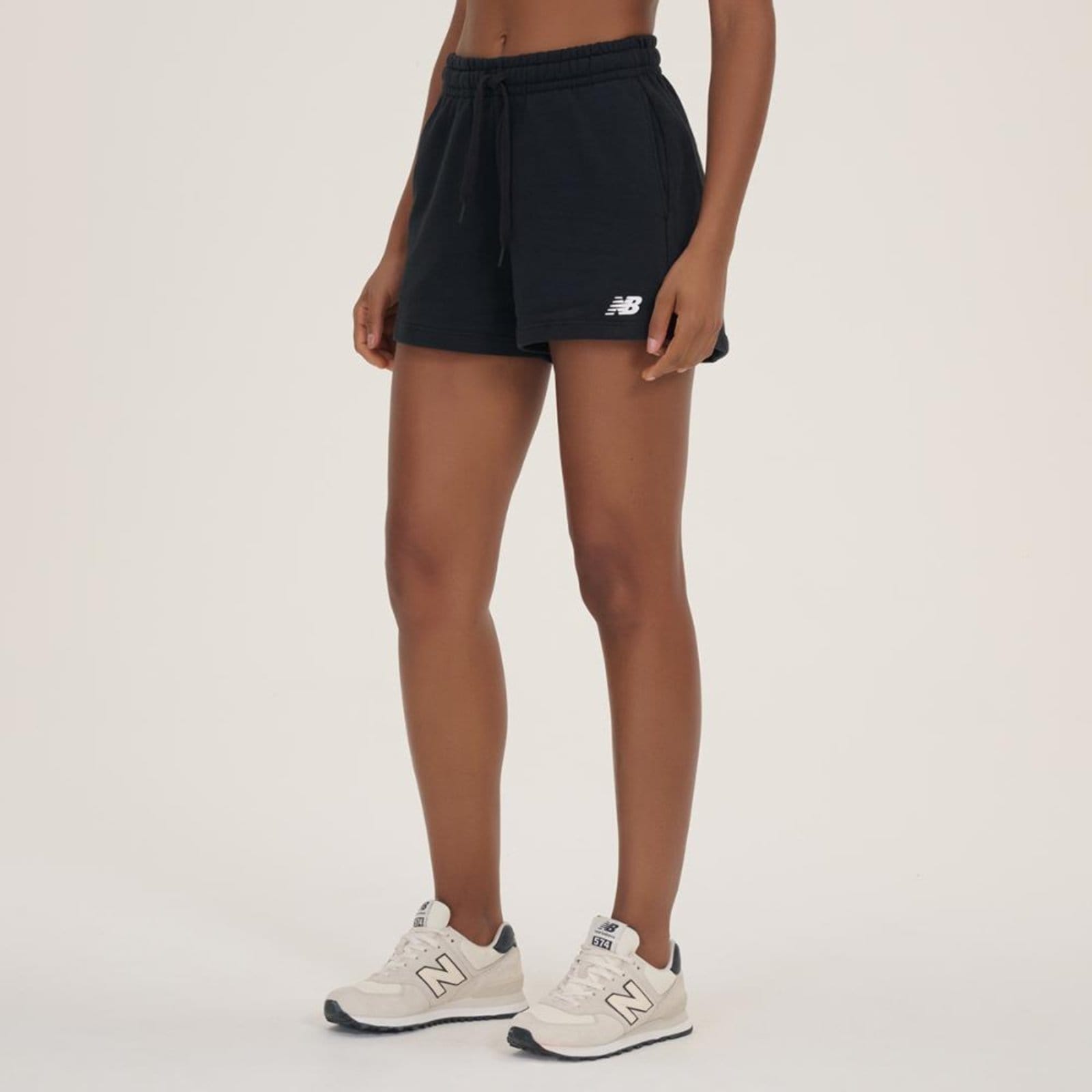 Vista 2 Shorts Trend Small Logo Feminino New Balance incolor