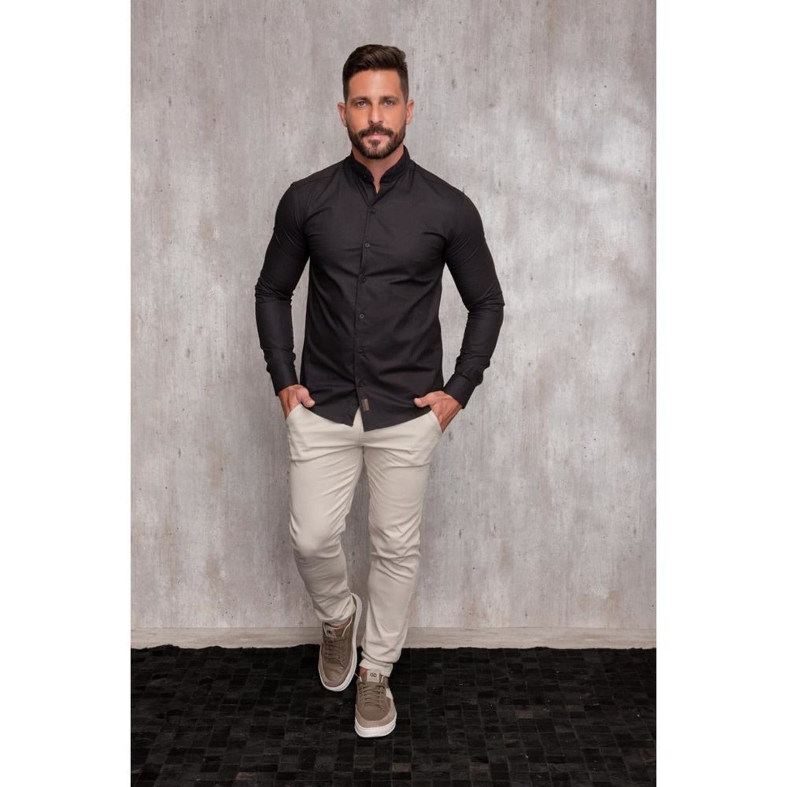 Vista 2 Camisa Masculina Linho Manga Longa Gola Padre Lisa Casual Azul Claro G Preto TEODORO CAMISARIA preto azul