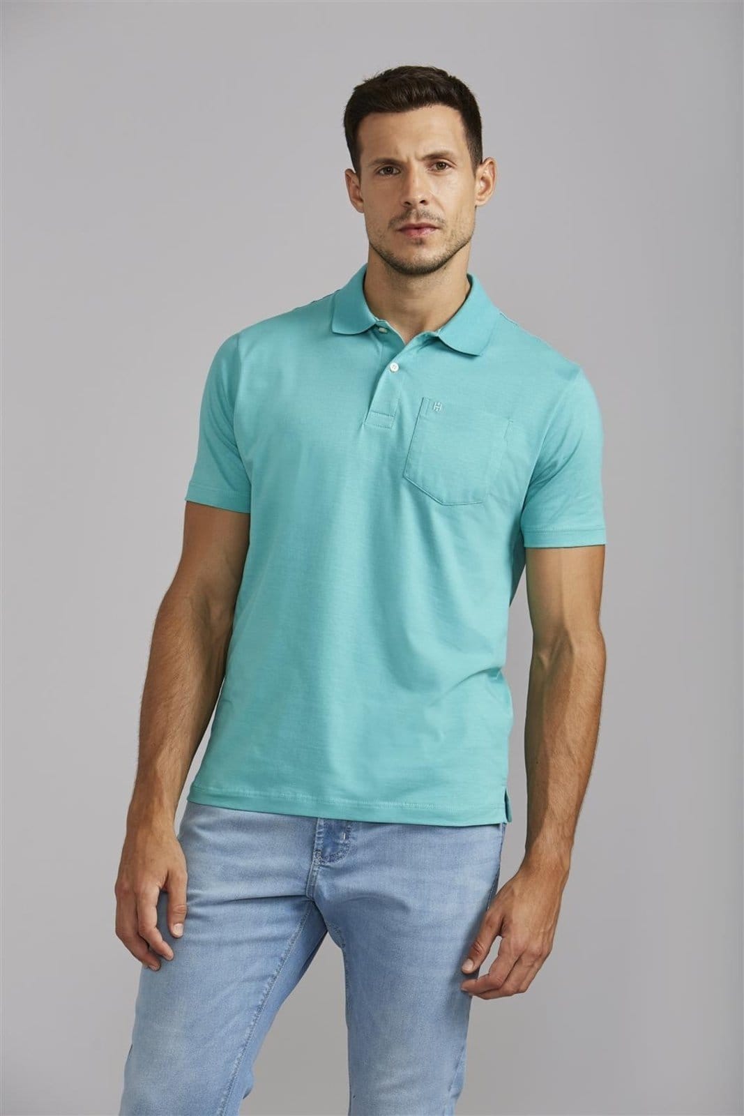 HIGHSTIL Polo Manga Curta com Bolso Comfort Malha Básica Jade