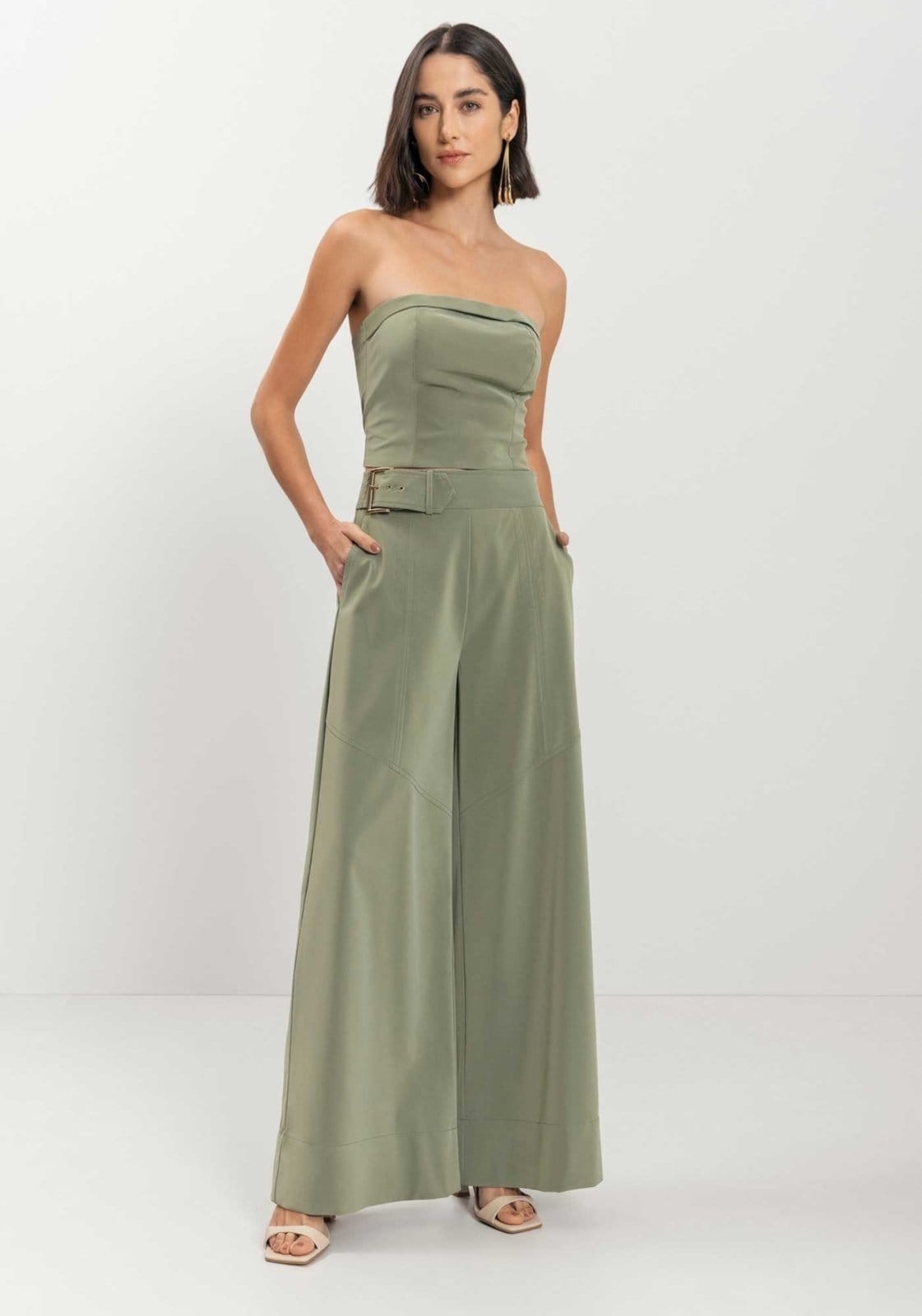 Vista principal Calça Reta Com Cintura Alta E Fivela No Cós Lez a Lez poás