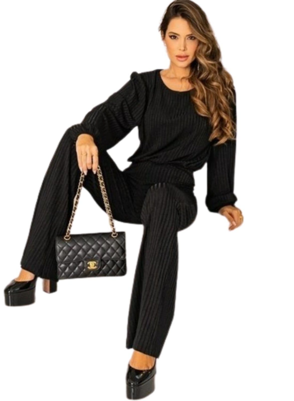 Vista 2 Conjunto Canelado Virginia Calça e Cropped Manga Longa Cia do Vestido preto