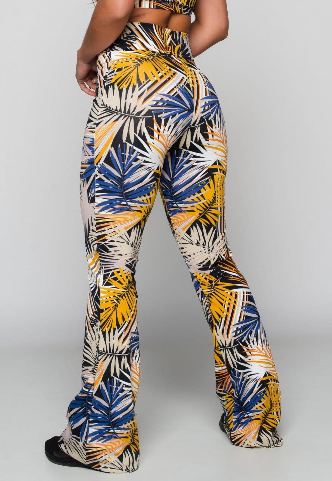 Vista 2 Calça MVB Modas Feminina Flare Pantalona Suplex Eco Mvb Modas amarelo/branco/multicolorido