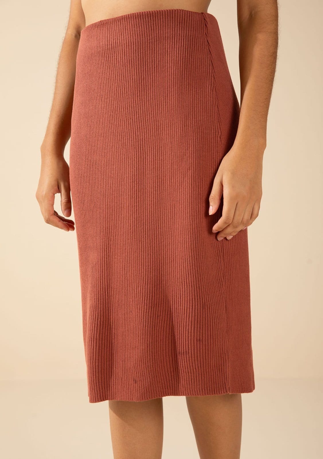 Vista 2 Saia Morena Rosa Reta Alta Midi Marrom Morena Rosa marrom rosa