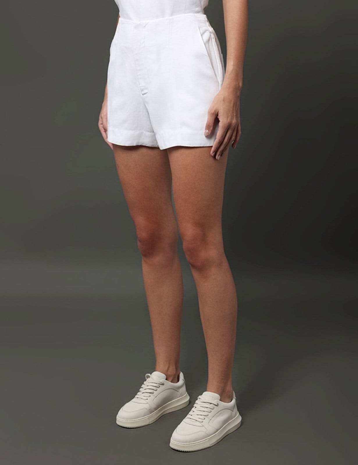 Shorts Feminino de Linho Misto Calvin Klein Jeans