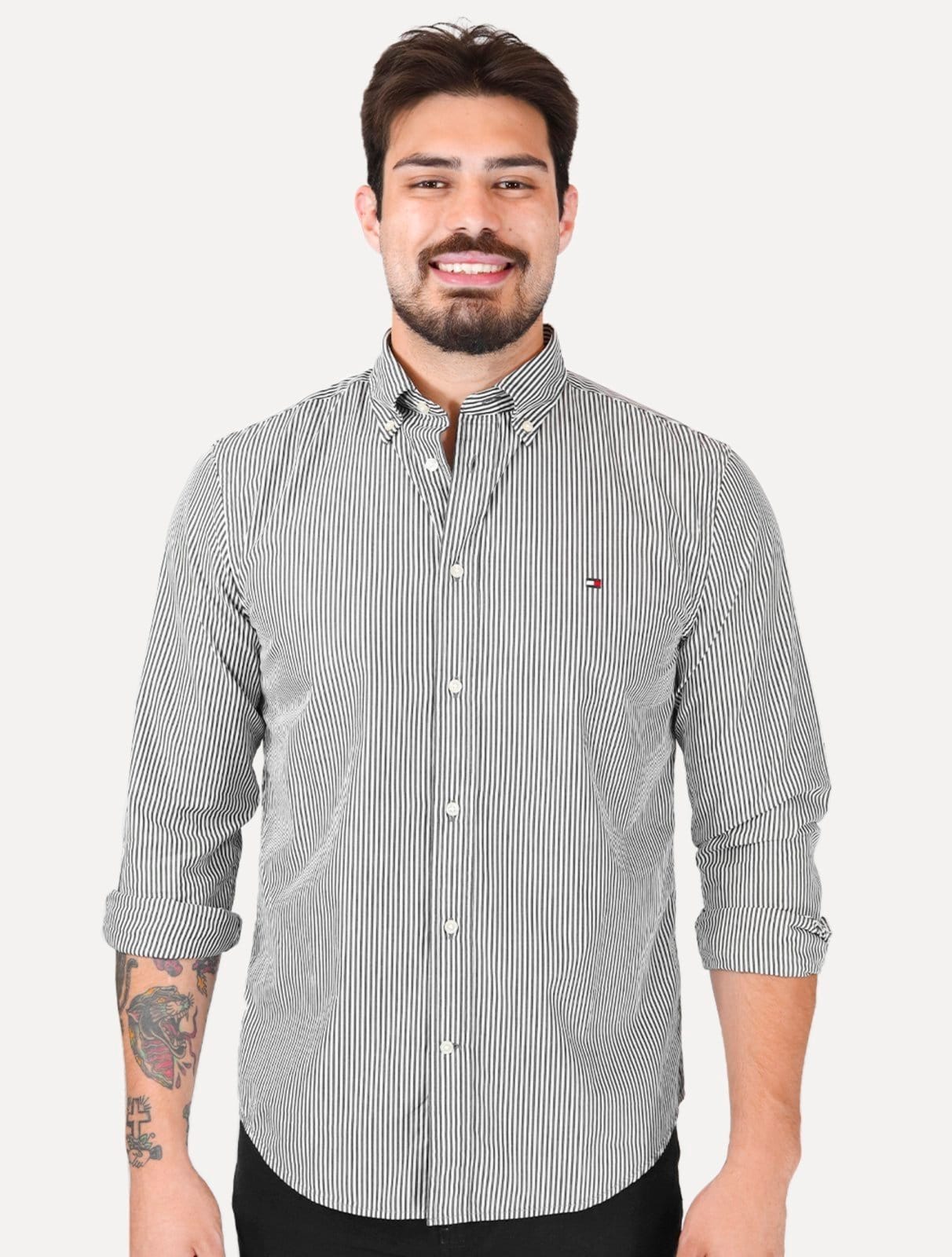 Vista principal Camisa Tommy Hilfiger Masculina Regular THFlex Poplin Classic Stripe Preta Tommy Hilfiger preto