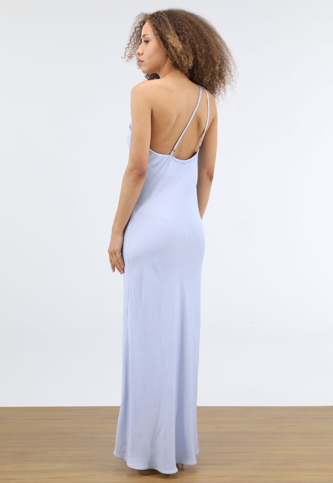 Vista 2 Vestido Feminino FARM Ombro Só Floral Longo FARM azul