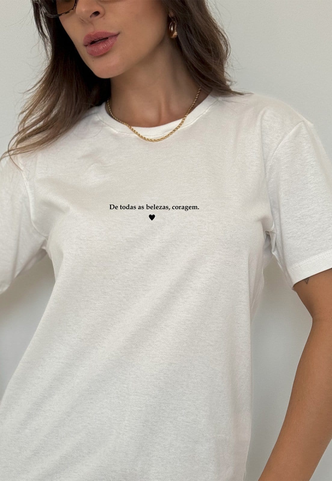 Vista 2 Camiseta Cianitas Off Estampa De Todas As Belezas Cianitas off-white