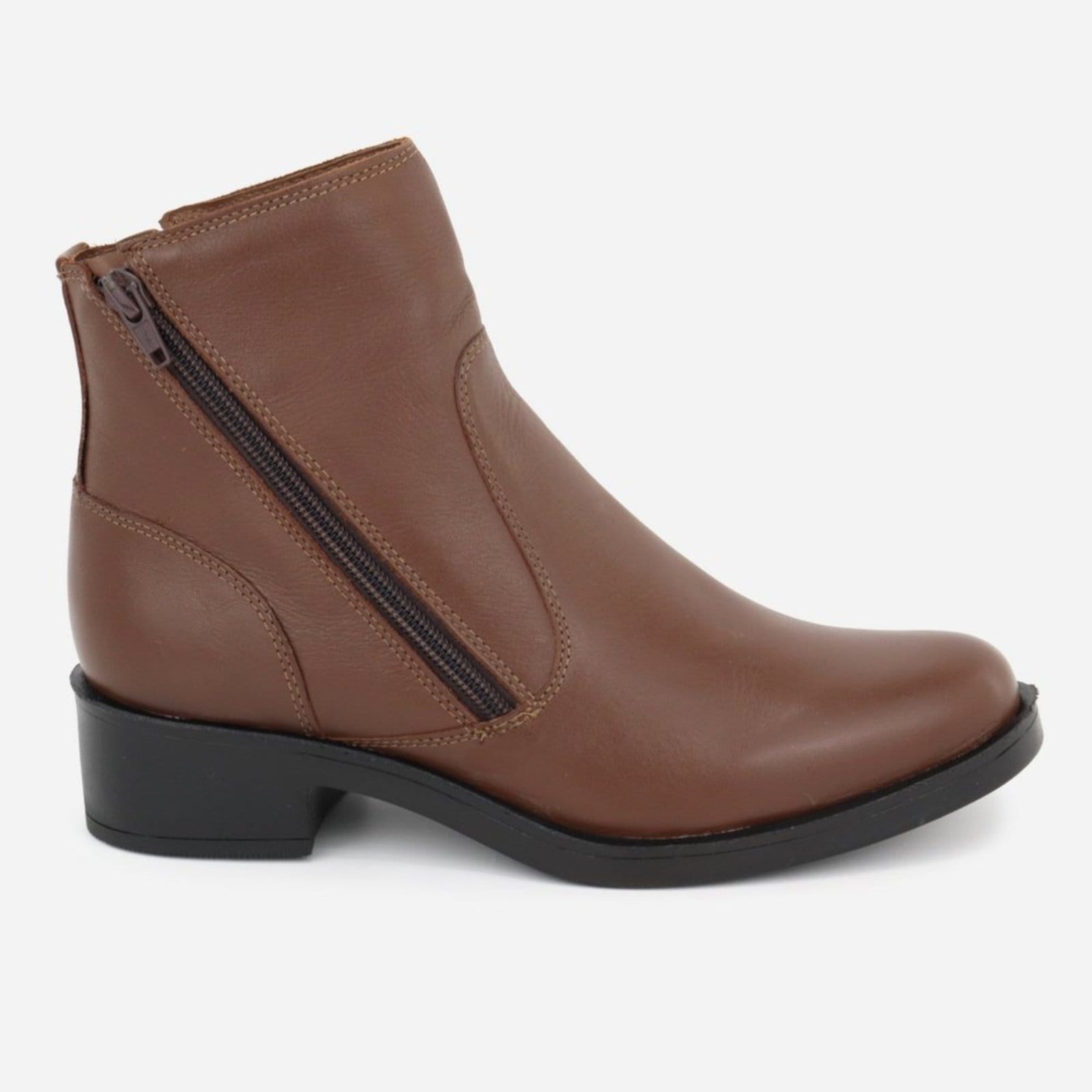 Vista 2 Bota Maria Paua Store Feminina Couro Casual Recortes Conforto Dia A Dia Moda MARIA PAULA marrom